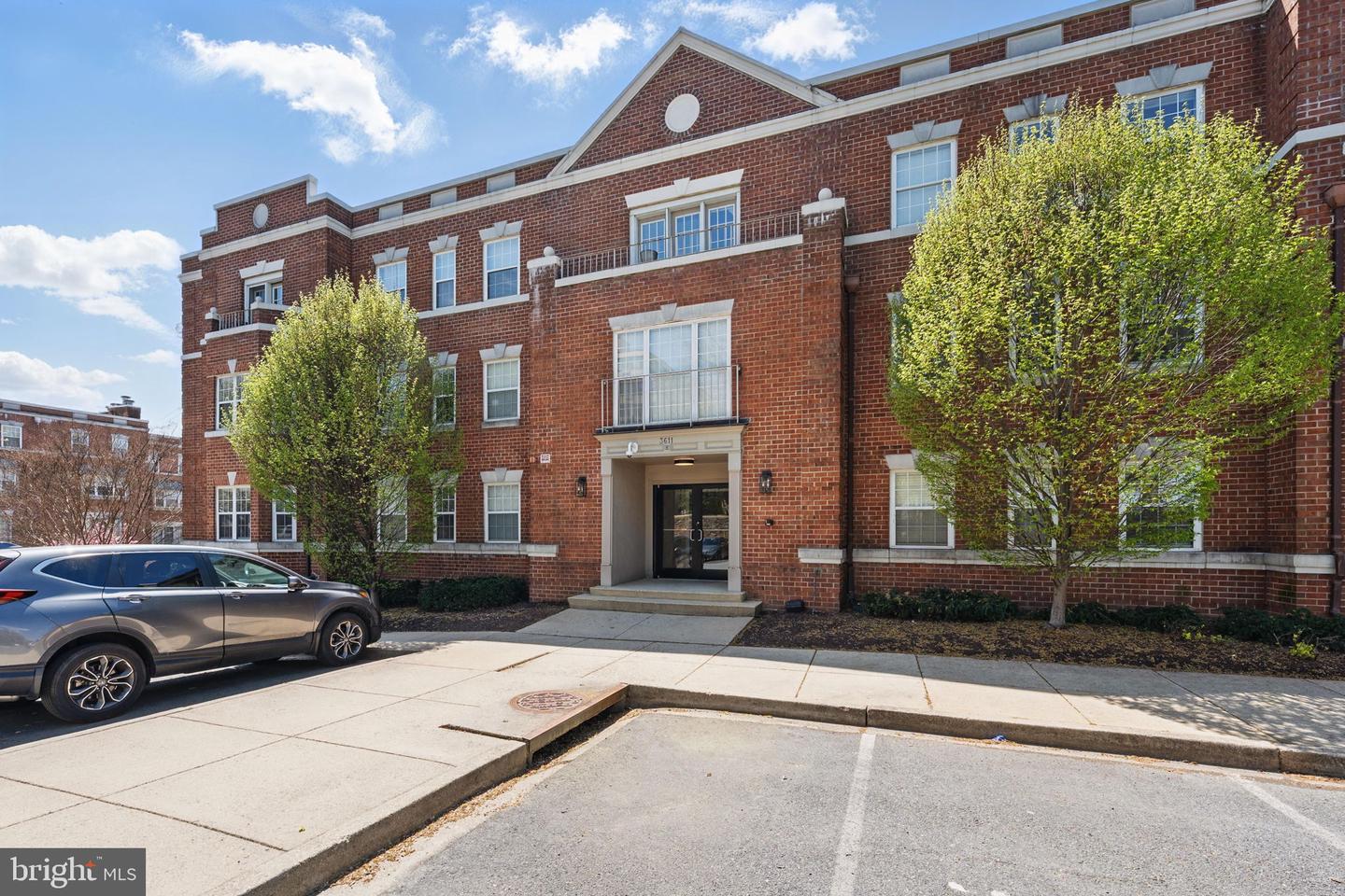 3611 38TH ST NW #209, WASHINGTON, District Of Columbia 20016, 1 Bedroom Bedrooms, ,1 BathroomBathrooms,Residential,For sale,3611 38TH ST NW #209,DCDC2233788 MLS # DCDC2233788