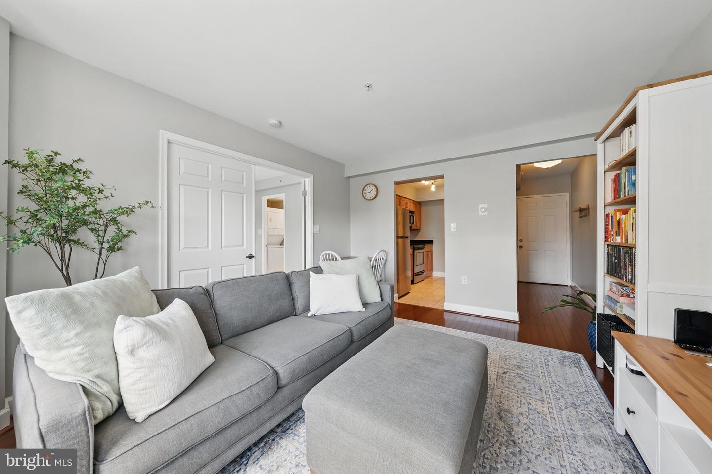 3611 38TH ST NW #209, WASHINGTON, District Of Columbia 20016, 1 Bedroom Bedrooms, ,1 BathroomBathrooms,Residential,For sale,3611 38TH ST NW #209,DCDC2233788 MLS # DCDC2233788