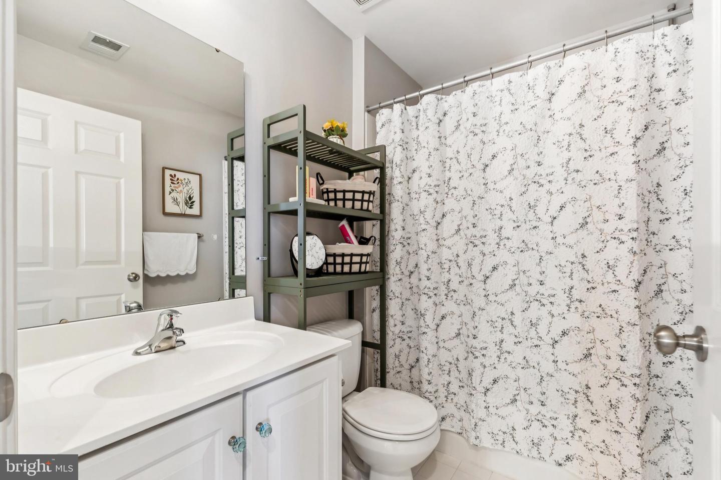 25367 PEACEFUL TER, ALDIE, Virginia 20105, 3 Bedrooms Bedrooms, ,3 BathroomsBathrooms,Residential,For sale,25367 PEACEFUL TER,VALO2111990 MLS # VALO2111990 25367 PEACEFUL TER, ALDIE, Virginia 20105, 3 Bedrooms Bedrooms, ,3 BathroomsBathrooms,Residential,For sale,25367 PEACEFUL TER,VALO2111990 MLS # VALO2111990