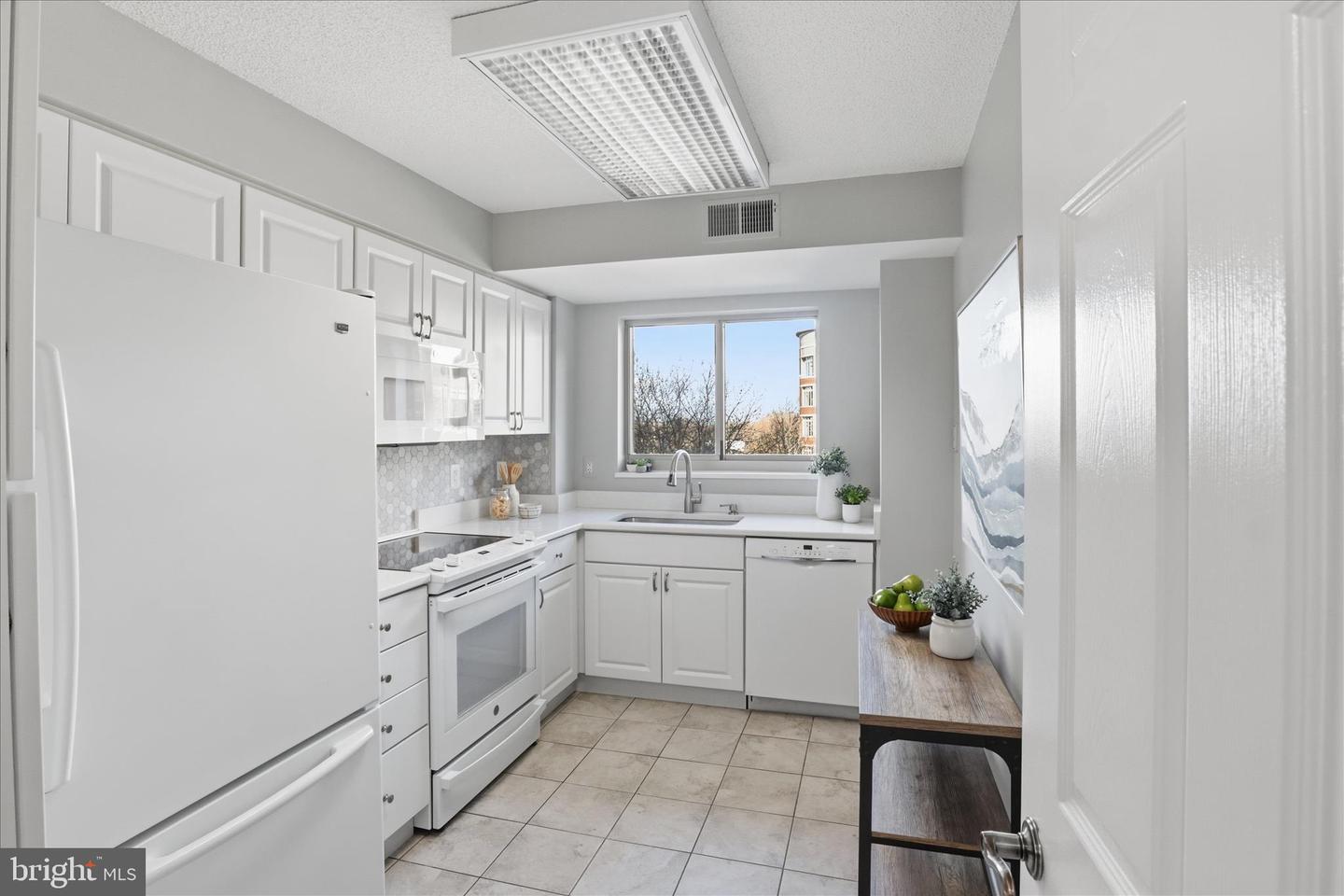 2121 JAMIESON AVE #509, ALEXANDRIA, Virginia 22314, 2 Bedrooms Bedrooms, ,2 BathroomsBathrooms,Residential,For sale,2121 JAMIESON AVE #509,VAAX2052322 MLS # VAAX2052322 2121 JAMIESON AVE #509, ALEXANDRIA, Virginia 22314, 2 Bedrooms Bedrooms, ,2 BathroomsBathrooms,Residential,For sale,2121 JAMIESON AVE #509,VAAX2052322 MLS # VAAX2052322