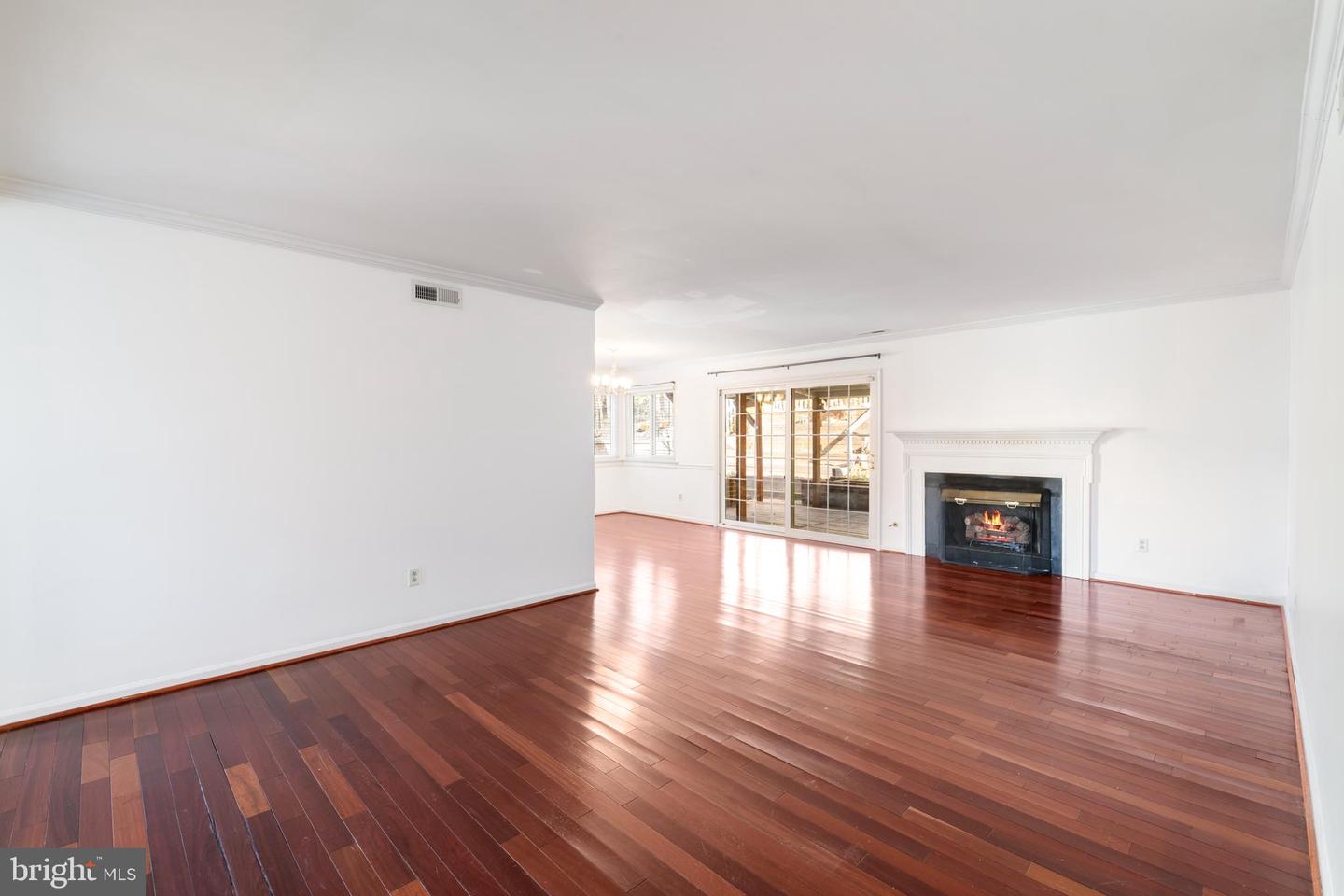 1533 LAKE FOREST DR, CHARLOTTESVILLE, Virginia 22901, 5 Bedrooms Bedrooms, 12 Rooms Rooms,2 BathroomsBathrooms,Residential,For sale,1533 LAKE FOREST DR,VAAB2001126 MLS # VAAB2001126 1533 LAKE FOREST DR, CHARLOTTESVILLE, Virginia 22901, 5 Bedrooms Bedrooms, 12 Rooms Rooms,2 BathroomsBathrooms,Residential,For sale,1533 LAKE FOREST DR,VAAB2001126 MLS # VAAB2001126