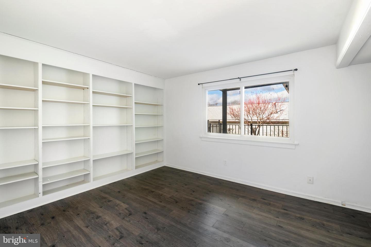 1533 LAKE FOREST DR, CHARLOTTESVILLE, Virginia 22901, 5 Bedrooms Bedrooms, 12 Rooms Rooms,2 BathroomsBathrooms,Residential,For sale,1533 LAKE FOREST DR,VAAB2001126 MLS # VAAB2001126 1533 LAKE FOREST DR, CHARLOTTESVILLE, Virginia 22901, 5 Bedrooms Bedrooms, 12 Rooms Rooms,2 BathroomsBathrooms,Residential,For sale,1533 LAKE FOREST DR,VAAB2001126 MLS # VAAB2001126