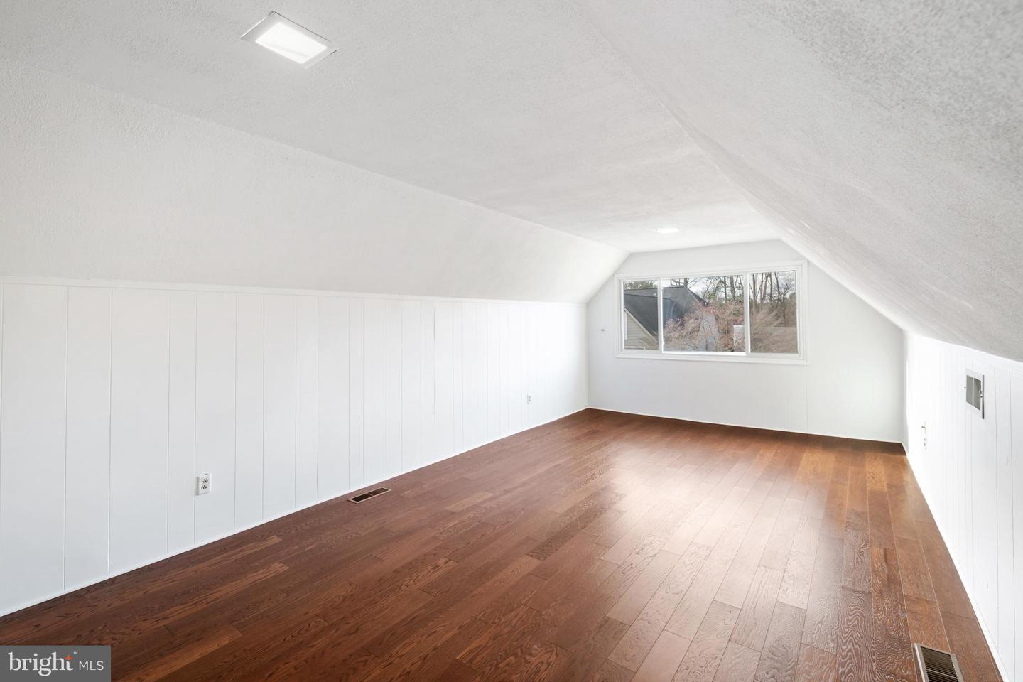 1533 LAKE FOREST DR, CHARLOTTESVILLE, Virginia 22901, 5 Bedrooms Bedrooms, 12 Rooms Rooms,2 BathroomsBathrooms,Residential,For sale,1533 LAKE FOREST DR,VAAB2001126 MLS # VAAB2001126 1533 LAKE FOREST DR, CHARLOTTESVILLE, Virginia 22901, 5 Bedrooms Bedrooms, 12 Rooms Rooms,2 BathroomsBathrooms,Residential,For sale,1533 LAKE FOREST DR,VAAB2001126 MLS # VAAB2001126