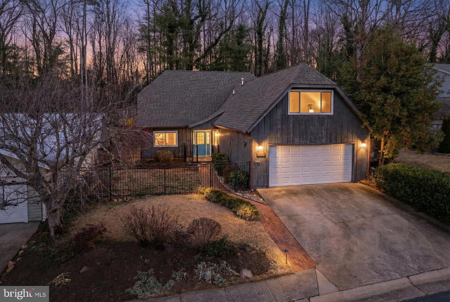 1533 LAKE FOREST DR, CHARLOTTESVILLE, Virginia 22901, 5 Bedrooms Bedrooms, 12 Rooms Rooms,2 BathroomsBathrooms,Residential,For sale,1533 LAKE FOREST DR,VAAB2001126 MLS # VAAB2001126 1533 LAKE FOREST DR, CHARLOTTESVILLE, Virginia 22901, 5 Bedrooms Bedrooms, 12 Rooms Rooms,2 BathroomsBathrooms,Residential,For sale,1533 LAKE FOREST DR,VAAB2001126 MLS # VAAB2001126