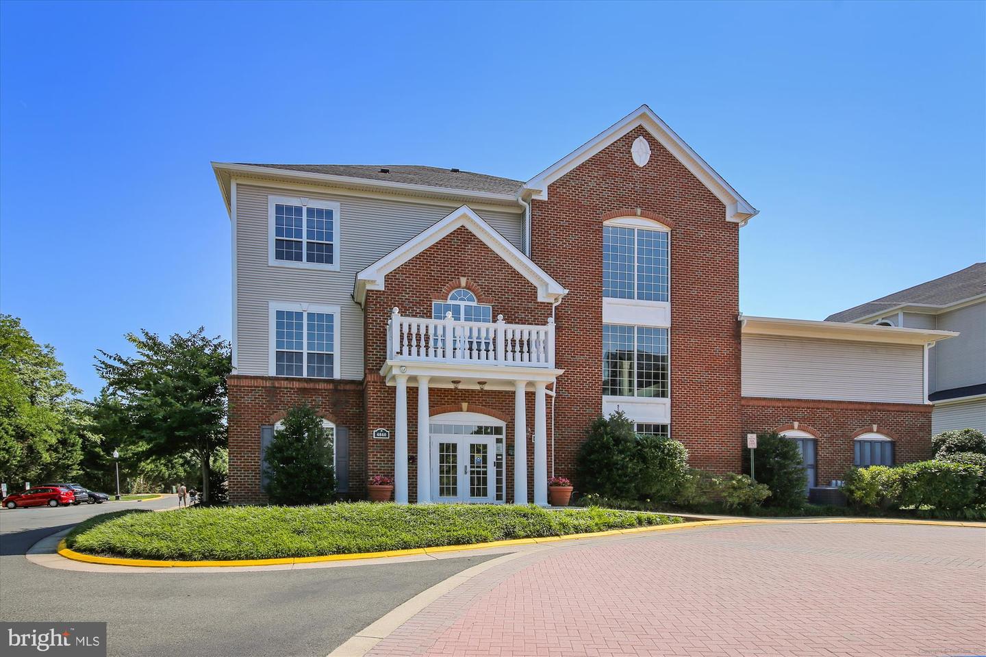 4854 EISENHOWER AVE #354, ALEXANDRIA, Virginia 22304, 1 Bedroom Bedrooms, 5 Rooms Rooms,1 BathroomBathrooms,Residential,For sale,4854 EISENHOWER AVE #354,VAAX2052354 MLS # VAAX2052354 4854 EISENHOWER AVE #354, ALEXANDRIA, Virginia 22304, 1 Bedroom Bedrooms, 5 Rooms Rooms,1 BathroomBathrooms,Residential,For sale,4854 EISENHOWER AVE #354,VAAX2052354 MLS # VAAX2052354