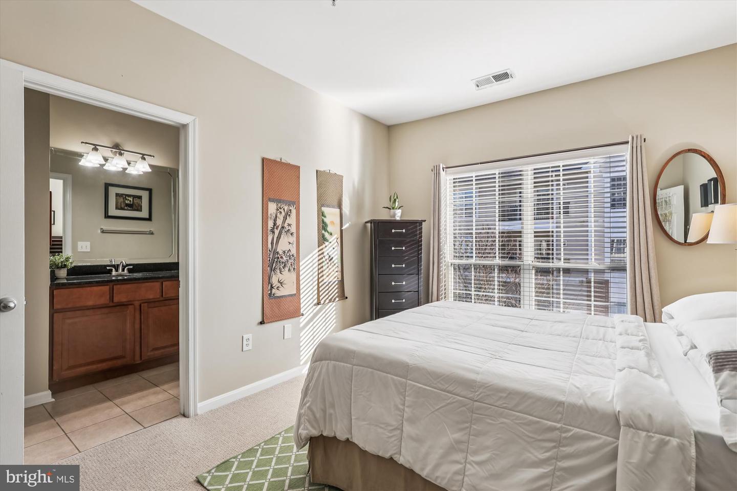 4854 EISENHOWER AVE #354, ALEXANDRIA, Virginia 22304, 1 Bedroom Bedrooms, 5 Rooms Rooms,1 BathroomBathrooms,Residential,For sale,4854 EISENHOWER AVE #354,VAAX2052354 MLS # VAAX2052354 4854 EISENHOWER AVE #354, ALEXANDRIA, Virginia 22304, 1 Bedroom Bedrooms, 5 Rooms Rooms,1 BathroomBathrooms,Residential,For sale,4854 EISENHOWER AVE #354,VAAX2052354 MLS # VAAX2052354