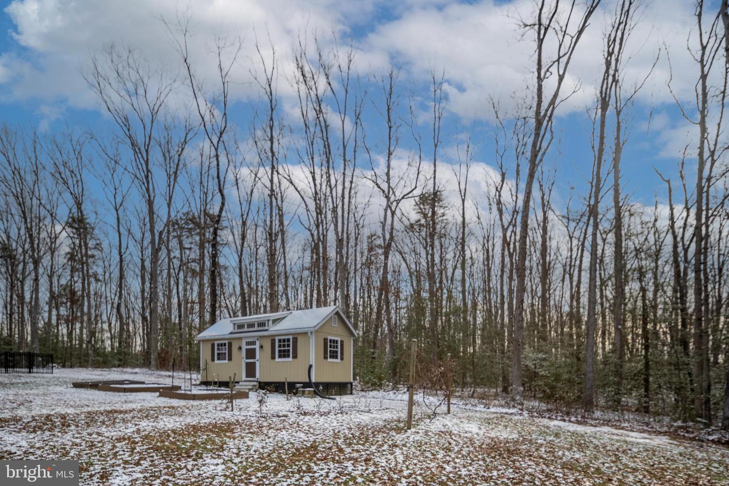 2407 BUTLER RD, BEAVERDAM, Virginia 23015, 4 Bedrooms Bedrooms, ,3 BathroomsBathrooms,Residential,For sale,2407 BUTLER RD,VASP2038090 MLS # VASP2038090 2407 BUTLER RD, BEAVERDAM, Virginia 23015, 4 Bedrooms Bedrooms, ,3 BathroomsBathrooms,Residential,For sale,2407 BUTLER RD,VASP2038090 MLS # VASP2038090