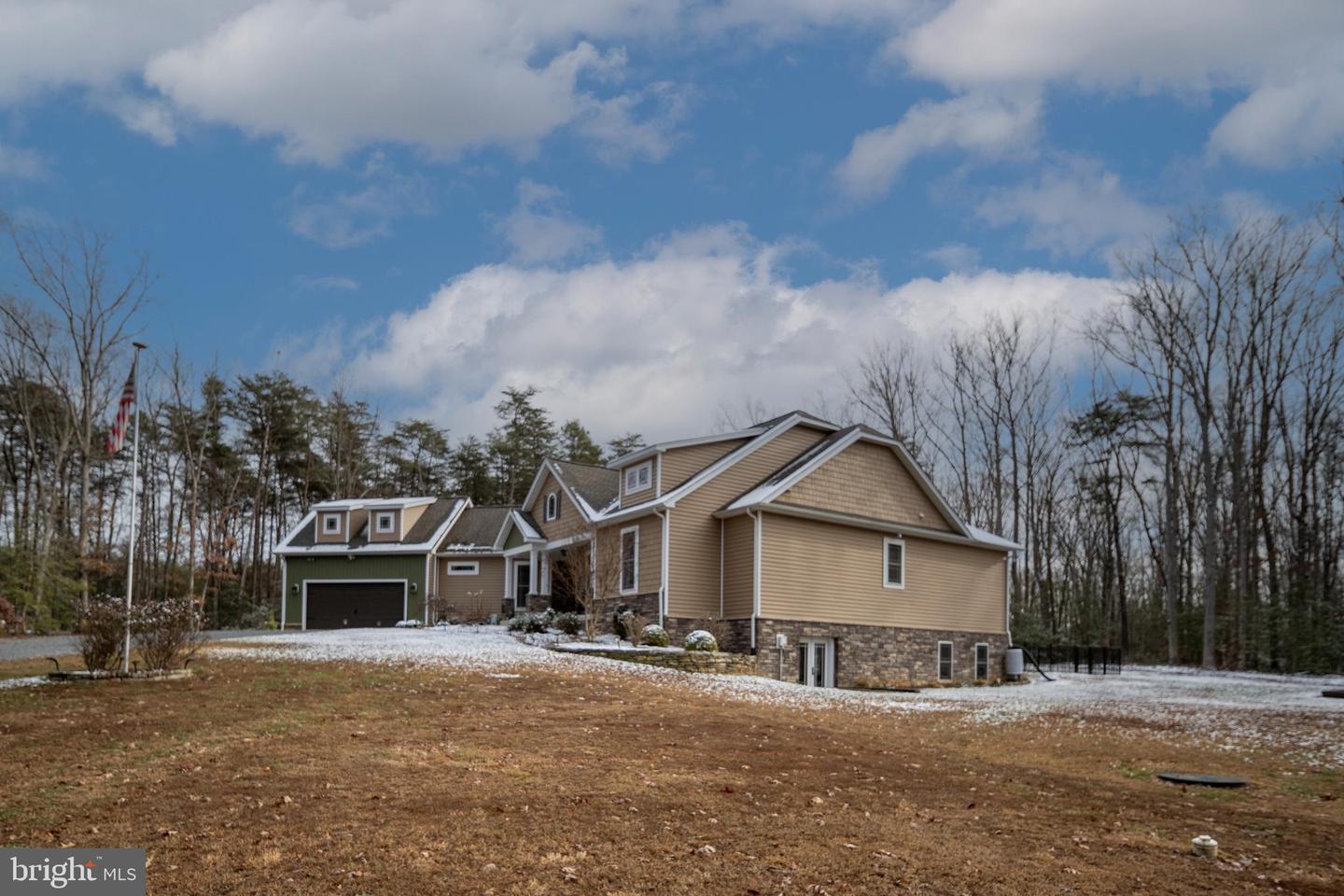 2407 BUTLER RD, BEAVERDAM, Virginia 23015, 4 Bedrooms Bedrooms, ,3 BathroomsBathrooms,Residential,For sale,2407 BUTLER RD,VASP2038090 MLS # VASP2038090 2407 BUTLER RD, BEAVERDAM, Virginia 23015, 4 Bedrooms Bedrooms, ,3 BathroomsBathrooms,Residential,For sale,2407 BUTLER RD,VASP2038090 MLS # VASP2038090