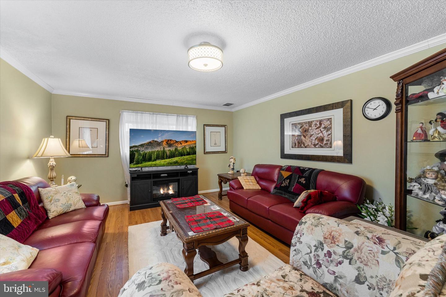 14917-A COMPTON RD, CENTREVILLE, Virginia 20121, 4 Bedrooms Bedrooms, ,2 BathroomsBathrooms,Residential,For sale,14917-A COMPTON RD,VAFX2282288 MLS # VAFX2282288