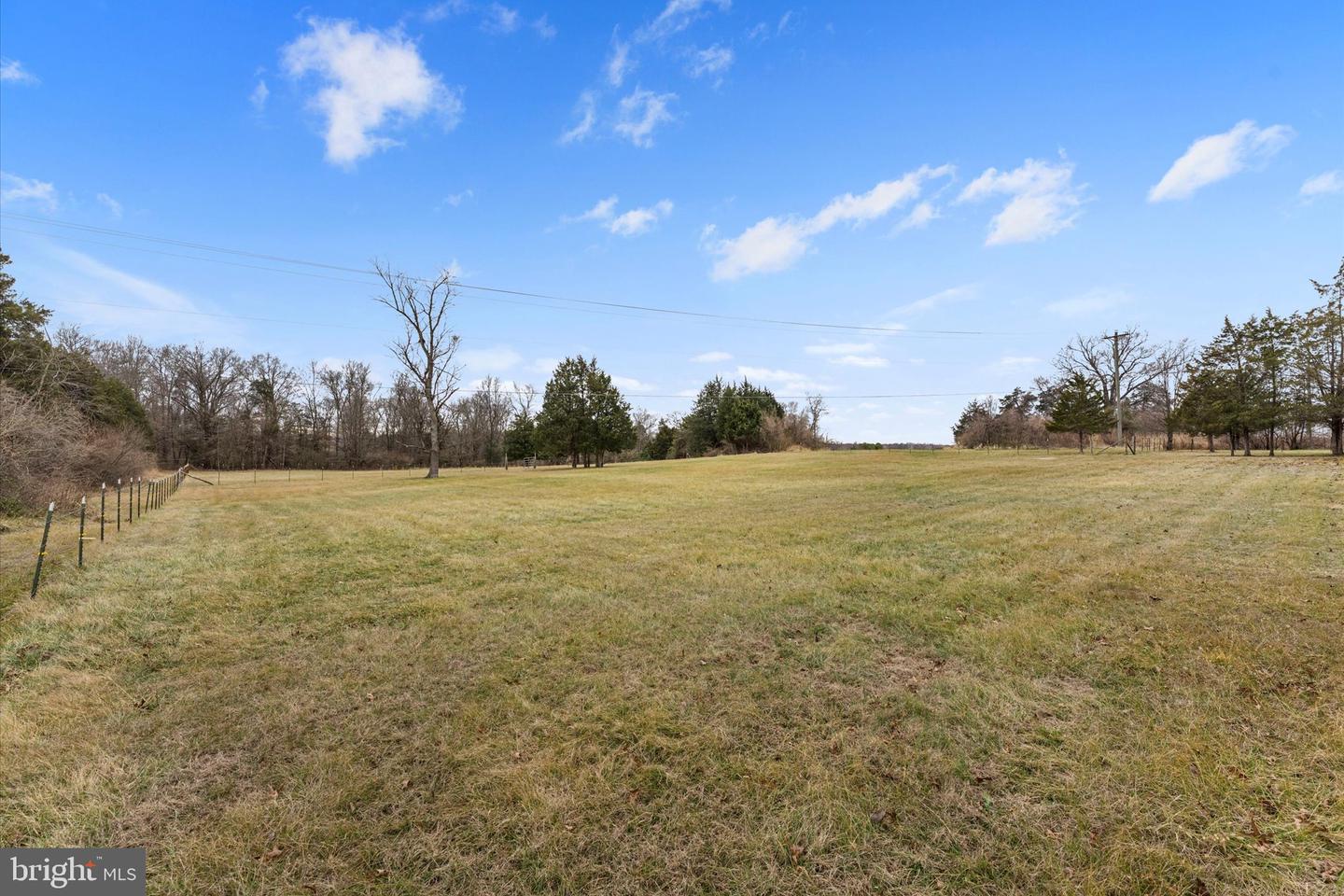 14917-A COMPTON RD, CENTREVILLE, Virginia 20121, 4 Bedrooms Bedrooms, ,2 BathroomsBathrooms,Residential,For sale,14917-A COMPTON RD,VAFX2282288 MLS # VAFX2282288