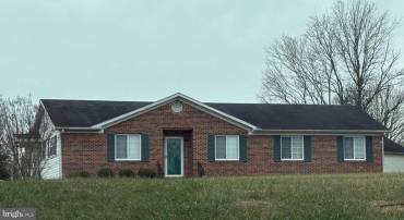 14917-A COMPTON RD, CENTREVILLE, Virginia 20121, 4 Bedrooms Bedrooms, ,2 BathroomsBathrooms,Residential,For sale,14917-A COMPTON RD,VAFX2282288 MLS # VAFX2282288