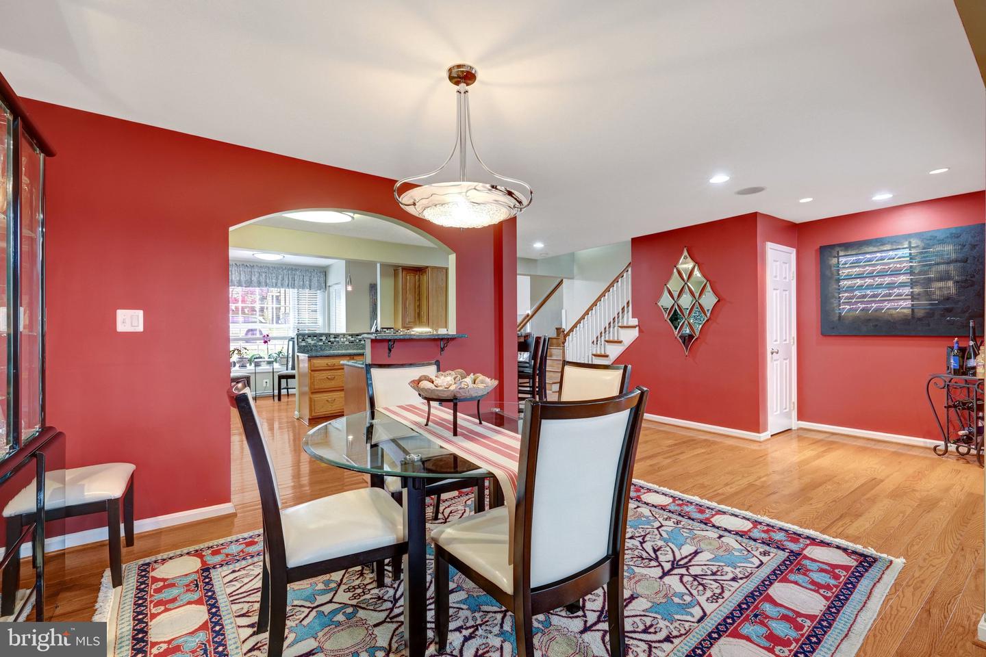 226 TALAHI RD SE, VIENNA, Virginia 22180, 6 Bedrooms Bedrooms, ,4 BathroomsBathrooms,Residential,For sale,226 TALAHI RD SE,VAFX2282420 MLS # VAFX2282420