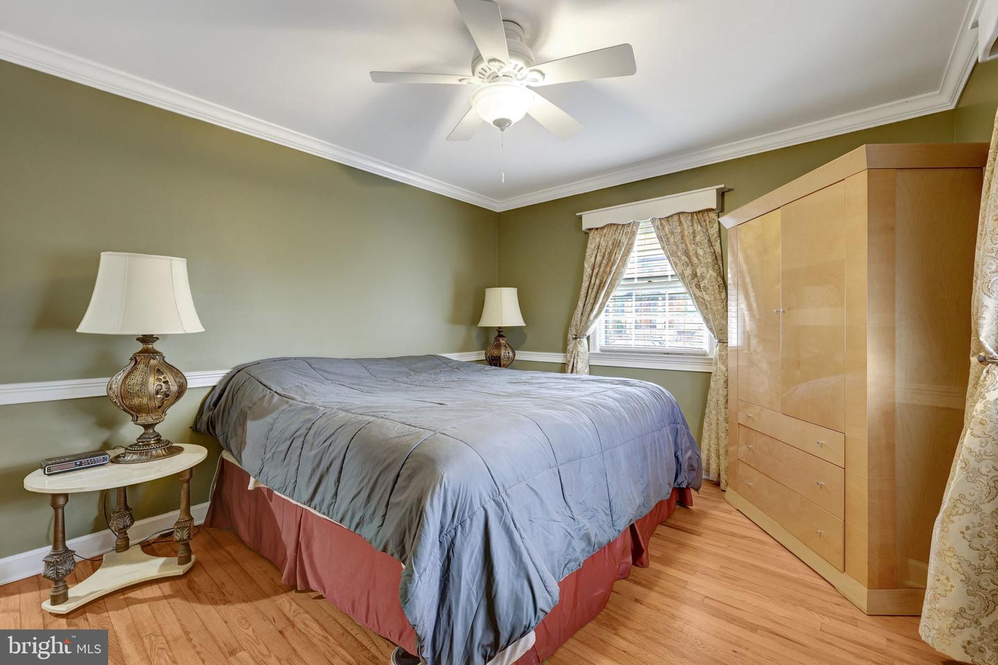 226 TALAHI RD SE, VIENNA, Virginia 22180, 6 Bedrooms Bedrooms, ,4 BathroomsBathrooms,Residential,For sale,226 TALAHI RD SE,VAFX2282420 MLS # VAFX2282420