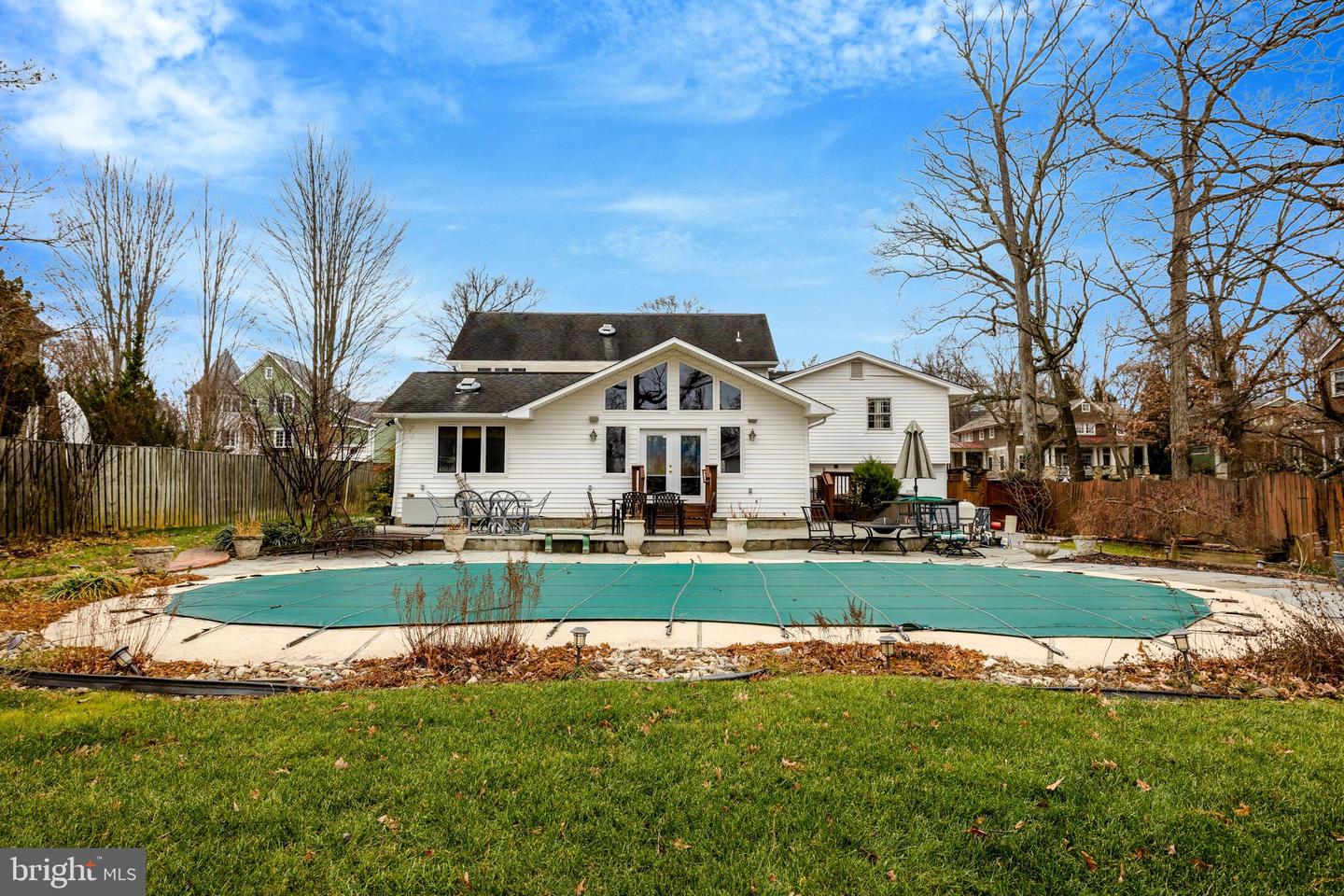 226 TALAHI RD SE, VIENNA, Virginia 22180, 6 Bedrooms Bedrooms, ,4 BathroomsBathrooms,Residential,For sale,226 TALAHI RD SE,VAFX2282420 MLS # VAFX2282420