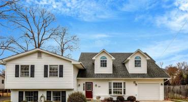 226 TALAHI RD SE, VIENNA, Virginia 22180, 6 Bedrooms Bedrooms, ,4 BathroomsBathrooms,Residential,For sale,226 TALAHI RD SE,VAFX2282420 MLS # VAFX2282420