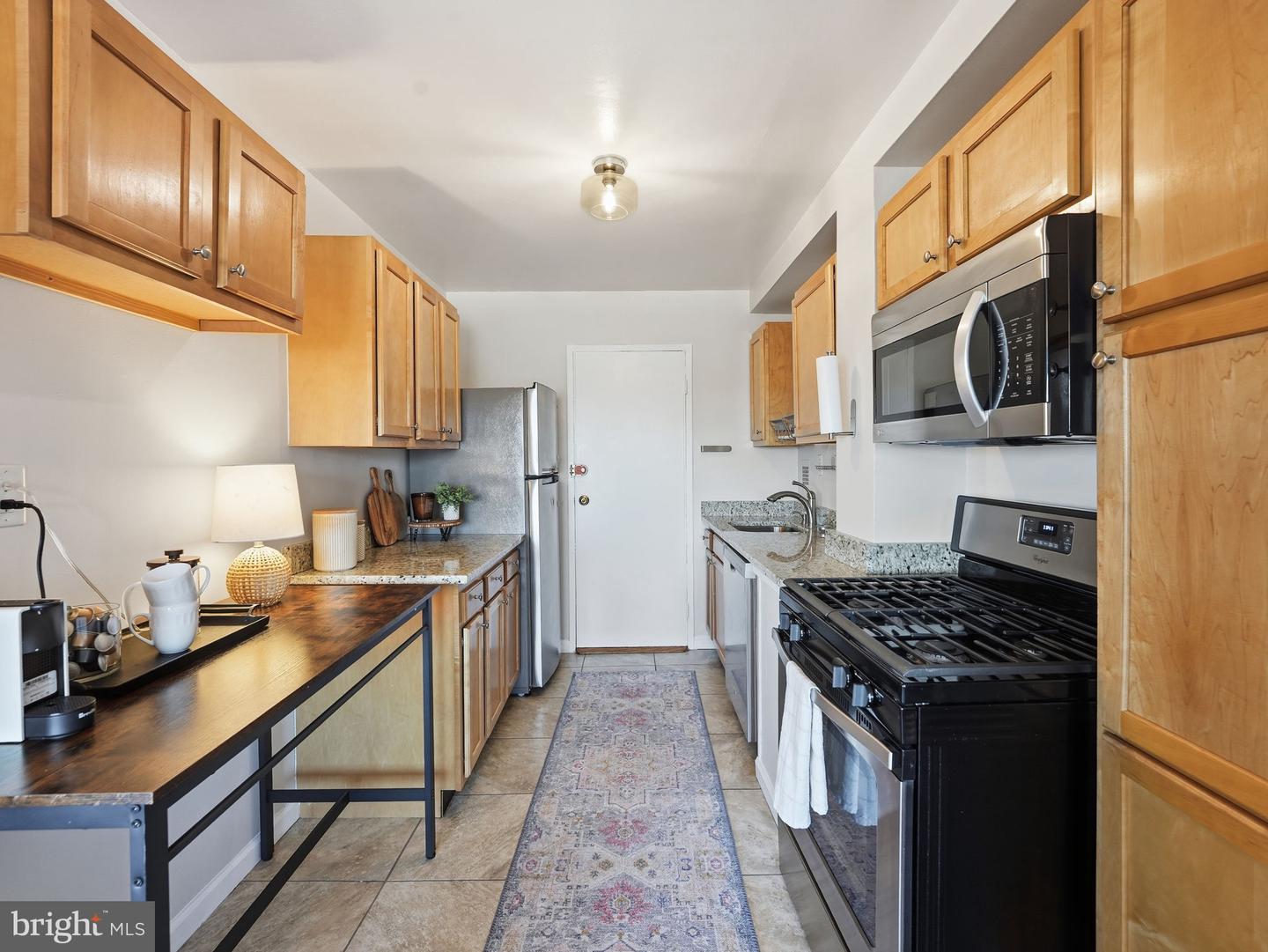 6621 WAKEFIELD DR #717, ALEXANDRIA, Virginia 22307, 2 Bedrooms Bedrooms, ,1 BathroomBathrooms,Residential,For sale,6621 WAKEFIELD DR #717,VAFX2282518 MLS # VAFX2282518