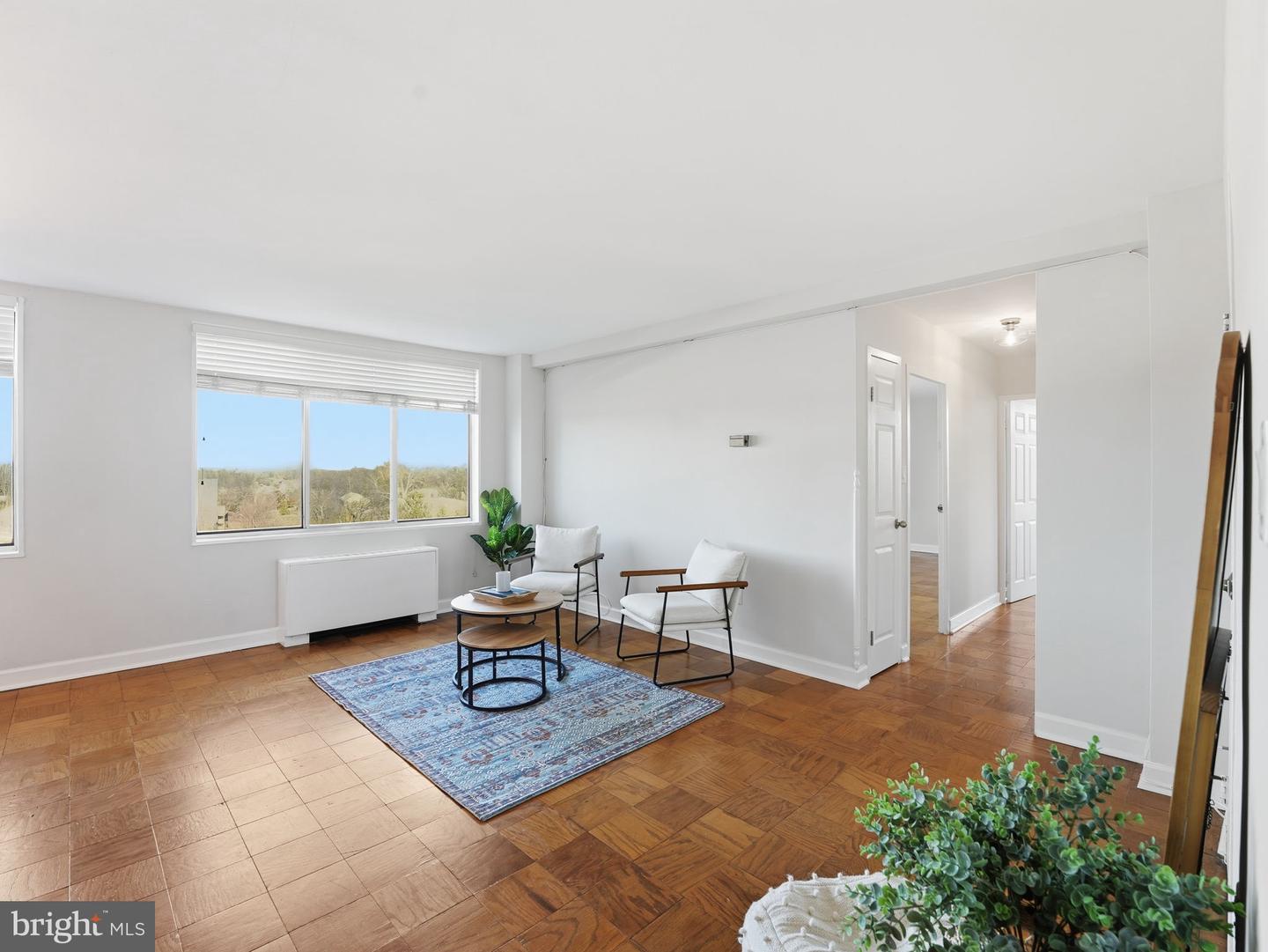 6621 WAKEFIELD DR #717, ALEXANDRIA, Virginia 22307, 2 Bedrooms Bedrooms, ,1 BathroomBathrooms,Residential,For sale,6621 WAKEFIELD DR #717,VAFX2282518 MLS # VAFX2282518