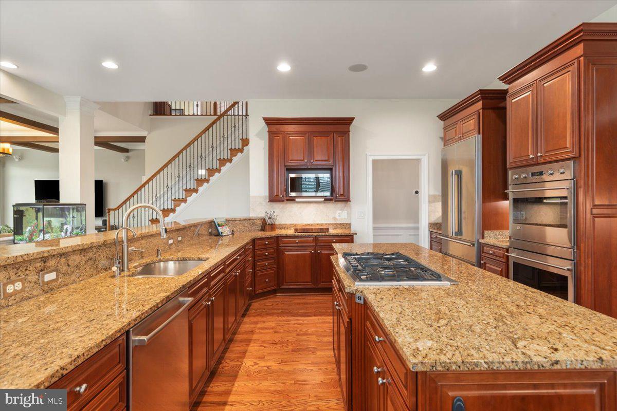 19829 SOMERCOTE LN, LEESBURG, Virginia 20175, 4 Bedrooms Bedrooms, ,4 BathroomsBathrooms,Residential,For sale,19829 SOMERCOTE LN,VALO2112418 MLS # VALO2112418