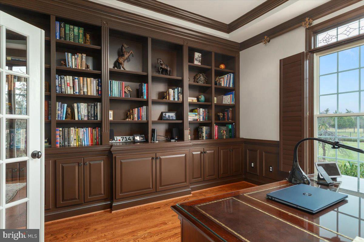 19829 SOMERCOTE LN, LEESBURG, Virginia 20175, 4 Bedrooms Bedrooms, ,4 BathroomsBathrooms,Residential,For sale,19829 SOMERCOTE LN,VALO2112418 MLS # VALO2112418