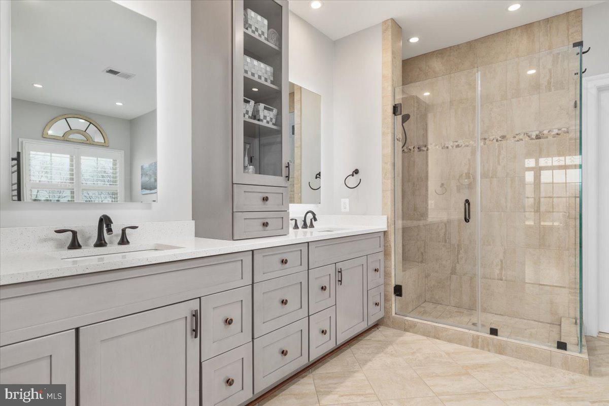 19829 SOMERCOTE LN, LEESBURG, Virginia 20175, 4 Bedrooms Bedrooms, ,4 BathroomsBathrooms,Residential,For sale,19829 SOMERCOTE LN,VALO2112418 MLS # VALO2112418