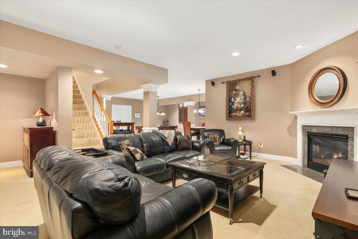 19829 SOMERCOTE LN, LEESBURG, Virginia 20175, 4 Bedrooms Bedrooms, ,4 BathroomsBathrooms,Residential,For sale,19829 SOMERCOTE LN,VALO2112418 MLS # VALO2112418