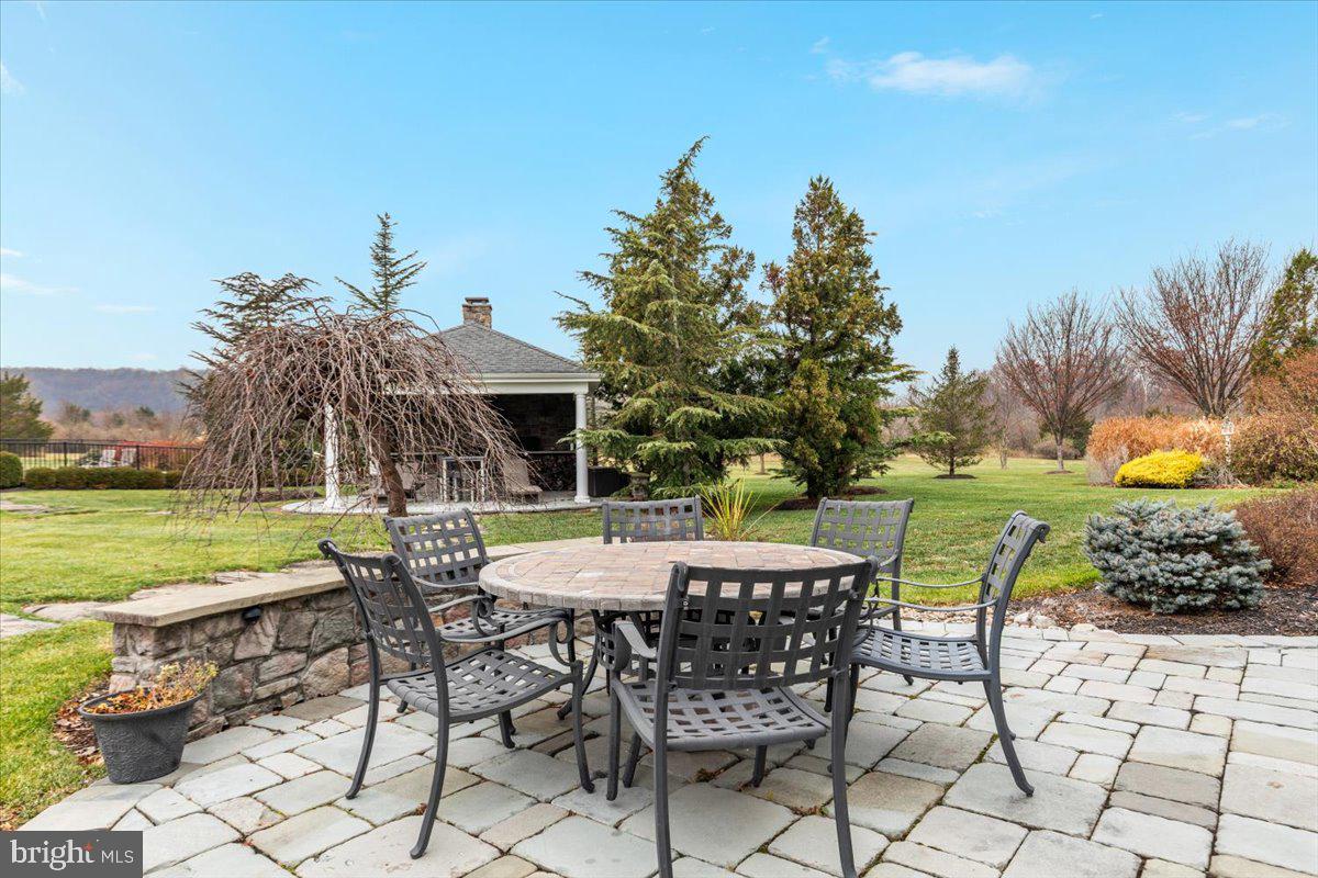 19829 SOMERCOTE LN, LEESBURG, Virginia 20175, 4 Bedrooms Bedrooms, ,4 BathroomsBathrooms,Residential,For sale,19829 SOMERCOTE LN,VALO2112418 MLS # VALO2112418