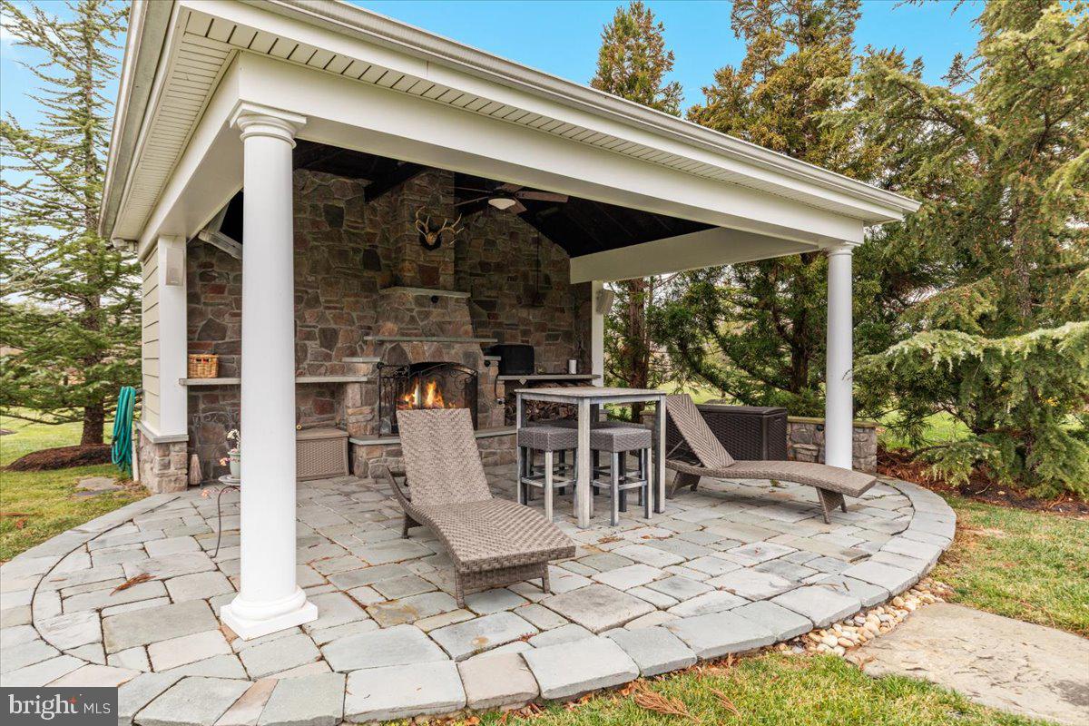 19829 SOMERCOTE LN, LEESBURG, Virginia 20175, 4 Bedrooms Bedrooms, ,4 BathroomsBathrooms,Residential,For sale,19829 SOMERCOTE LN,VALO2112418 MLS # VALO2112418