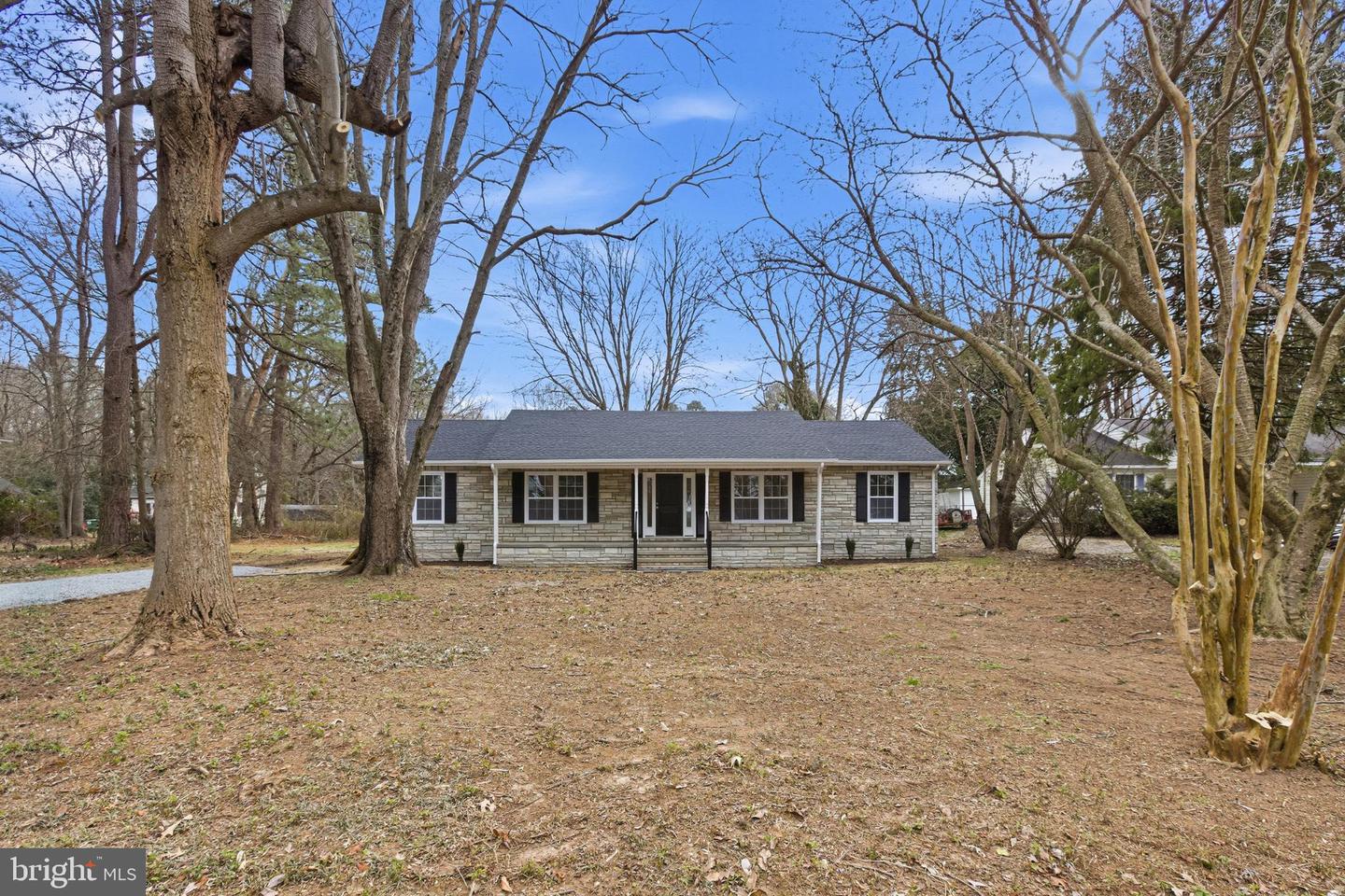 192 E BANBURY RD, TAPPAHANNOCK, Virginia 22560, 3 Bedrooms Bedrooms, 5 Rooms Rooms,2 BathroomsBathrooms,Residential,For sale,192 E BANBURY RD,VAES2002096 MLS # VAES2002096 192 E BANBURY RD, TAPPAHANNOCK, Virginia 22560, 3 Bedrooms Bedrooms, 5 Rooms Rooms,2 BathroomsBathrooms,Residential,For sale,192 E BANBURY RD,VAES2002096 MLS # VAES2002096