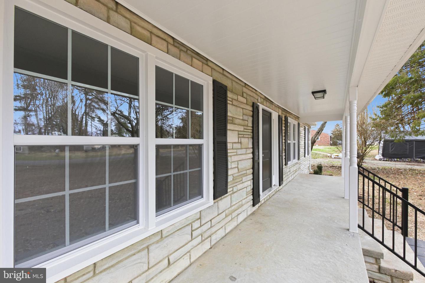 192 E BANBURY RD, TAPPAHANNOCK, Virginia 22560, 3 Bedrooms Bedrooms, 5 Rooms Rooms,2 BathroomsBathrooms,Residential,For sale,192 E BANBURY RD,VAES2002096 MLS # VAES2002096 192 E BANBURY RD, TAPPAHANNOCK, Virginia 22560, 3 Bedrooms Bedrooms, 5 Rooms Rooms,2 BathroomsBathrooms,Residential,For sale,192 E BANBURY RD,VAES2002096 MLS # VAES2002096