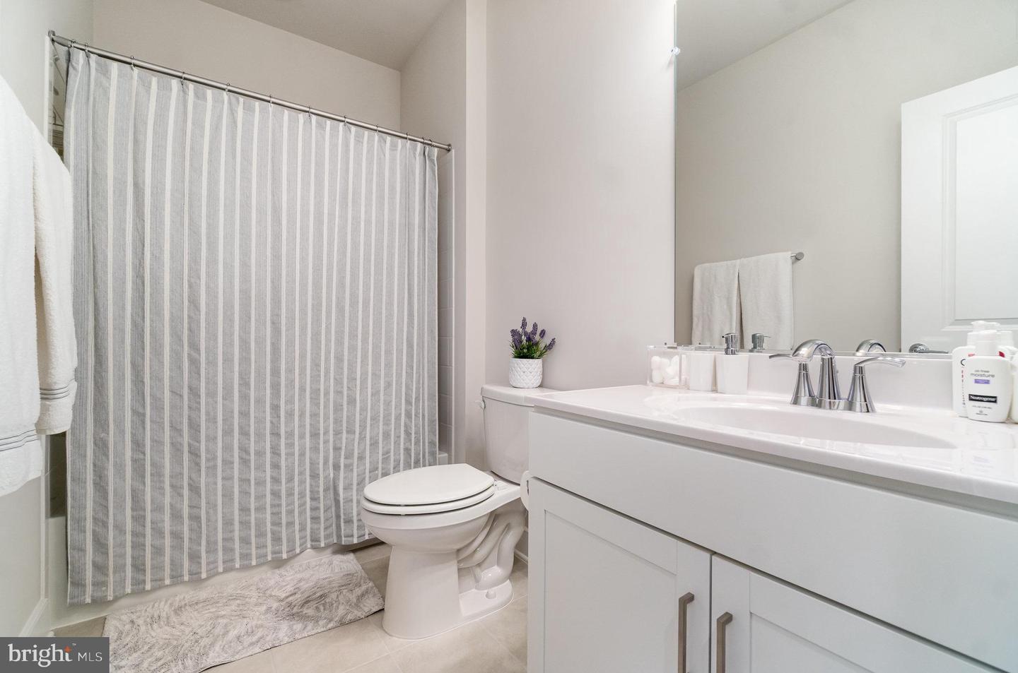 17246 TURNSTONE DR, DUMFRIES, Virginia 22026, 3 Bedrooms Bedrooms, ,2 BathroomsBathrooms,Residential,For sale,17246 TURNSTONE DR,VAPW2108946 MLS # VAPW2108946