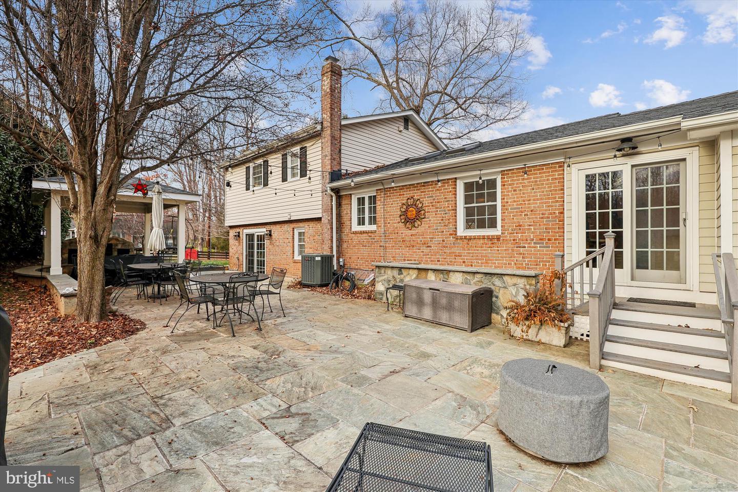 3414 VALEWOOD DR, OAKTON, Virginia 22124, 3 Bedrooms Bedrooms, ,2 BathroomsBathrooms,Residential,For sale,3414 VALEWOOD DR,VAFX2282296 MLS # VAFX2282296