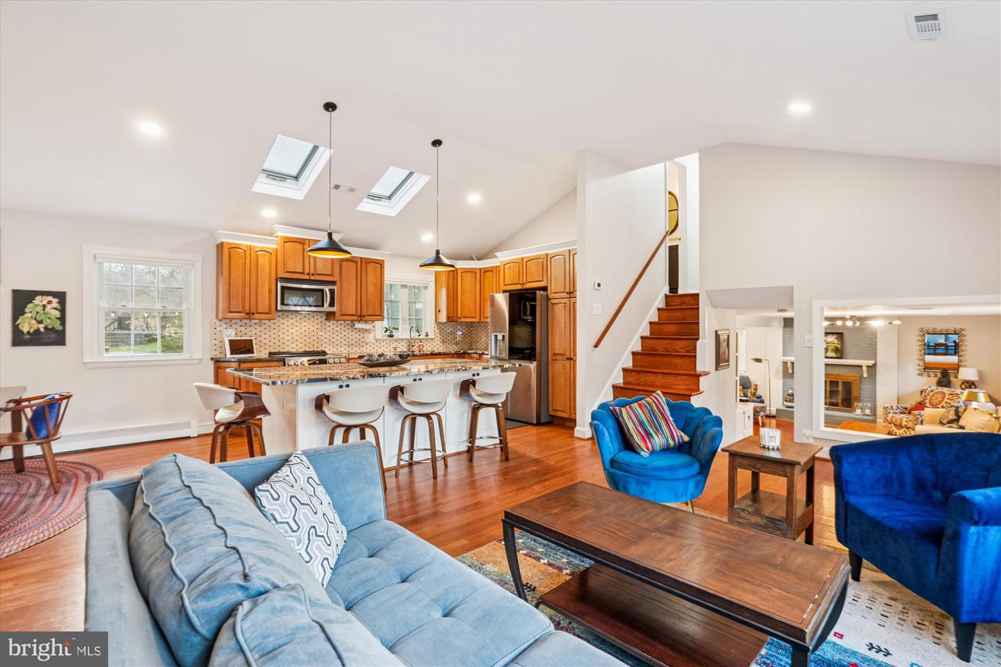 3414 VALEWOOD DR, OAKTON, Virginia 22124, 3 Bedrooms Bedrooms, ,2 BathroomsBathrooms,Residential,For sale,3414 VALEWOOD DR,VAFX2282296 MLS # VAFX2282296