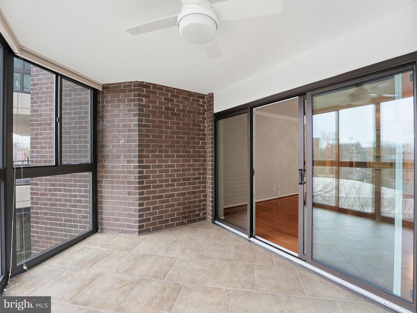 1600 N OAK ST #318, ARLINGTON, Virginia 22209, 2 Bedrooms Bedrooms, ,2 BathroomsBathrooms,Residential,For sale,1600 N OAK ST #318,VAAR2066860 MLS # VAAR2066860