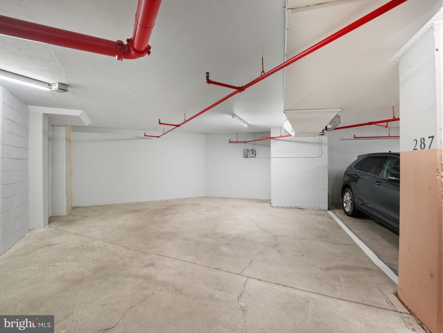 1600 N OAK ST #318, ARLINGTON, Virginia 22209, 2 Bedrooms Bedrooms, ,2 BathroomsBathrooms,Residential,For sale,1600 N OAK ST #318,VAAR2066860 MLS # VAAR2066860