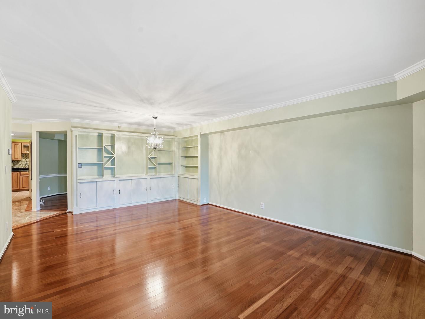 1600 N OAK ST #318, ARLINGTON, Virginia 22209, 2 Bedrooms Bedrooms, ,2 BathroomsBathrooms,Residential,For sale,1600 N OAK ST #318,VAAR2066860 MLS # VAAR2066860