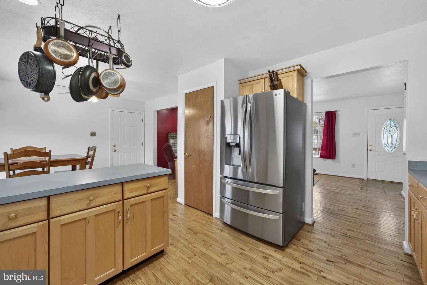 709 HOWELLSVILLE HEIGHTS CIR, FRONT ROYAL, Virginia 22630, 3 Bedrooms Bedrooms, ,2 BathroomsBathrooms,Residential,For sale,709 HOWELLSVILLE HEIGHTS CIR,VAWR2012952 MLS # VAWR2012952