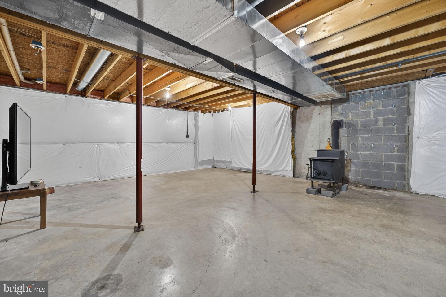 709 HOWELLSVILLE HEIGHTS CIR, FRONT ROYAL, Virginia 22630, 3 Bedrooms Bedrooms, ,2 BathroomsBathrooms,Residential,For sale,709 HOWELLSVILLE HEIGHTS CIR,VAWR2012952 MLS # VAWR2012952