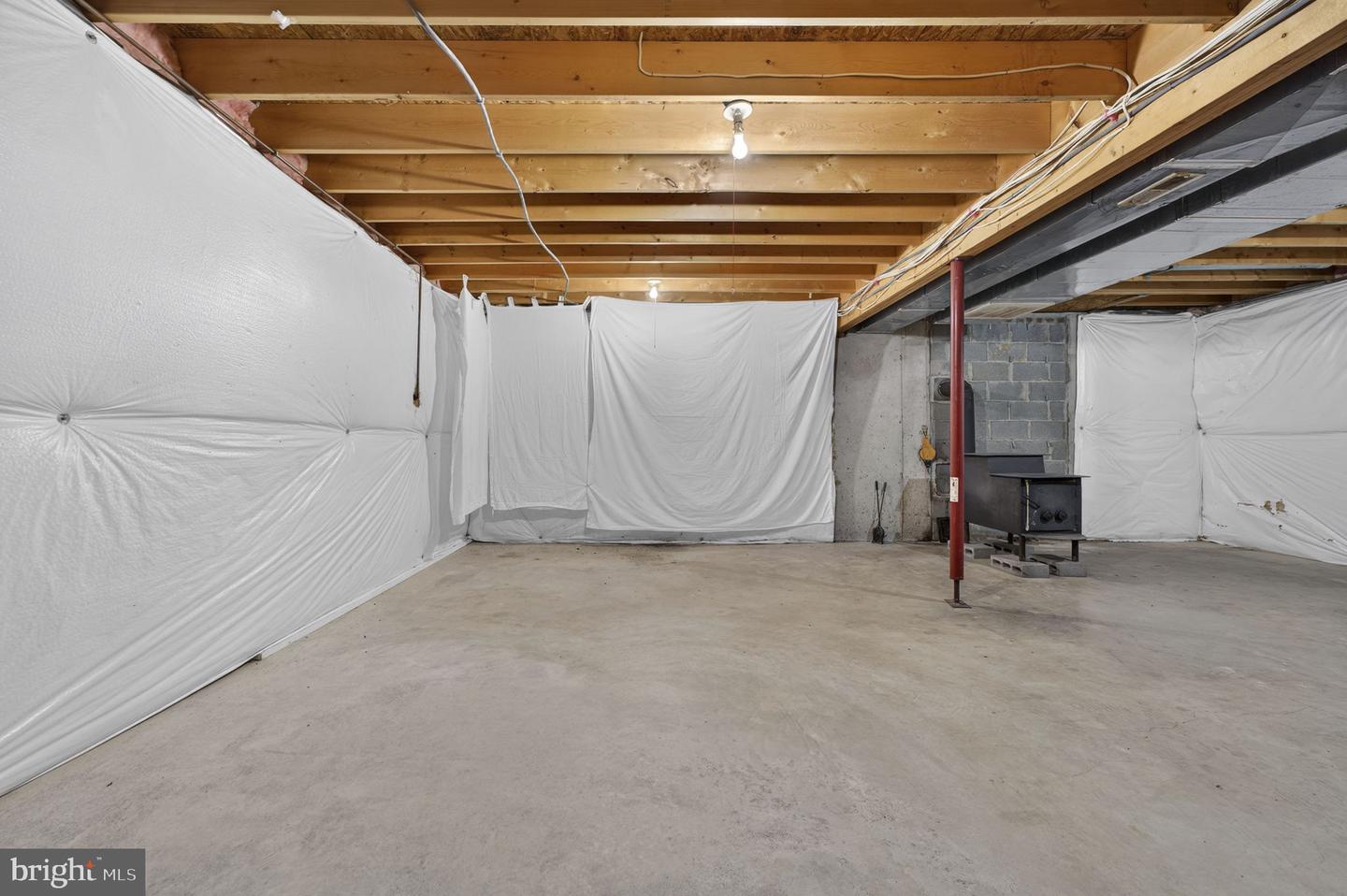 709 HOWELLSVILLE HEIGHTS CIR, FRONT ROYAL, Virginia 22630, 3 Bedrooms Bedrooms, ,2 BathroomsBathrooms,Residential,For sale,709 HOWELLSVILLE HEIGHTS CIR,VAWR2012952 MLS # VAWR2012952