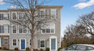 21867 GOODWOOD TER, ASHBURN, Virginia 20147, 2 Bedrooms Bedrooms, 4 Rooms Rooms,2 BathroomsBathrooms,Residential,For sale,21867 GOODWOOD TER,VALO2112330 MLS # VALO2112330