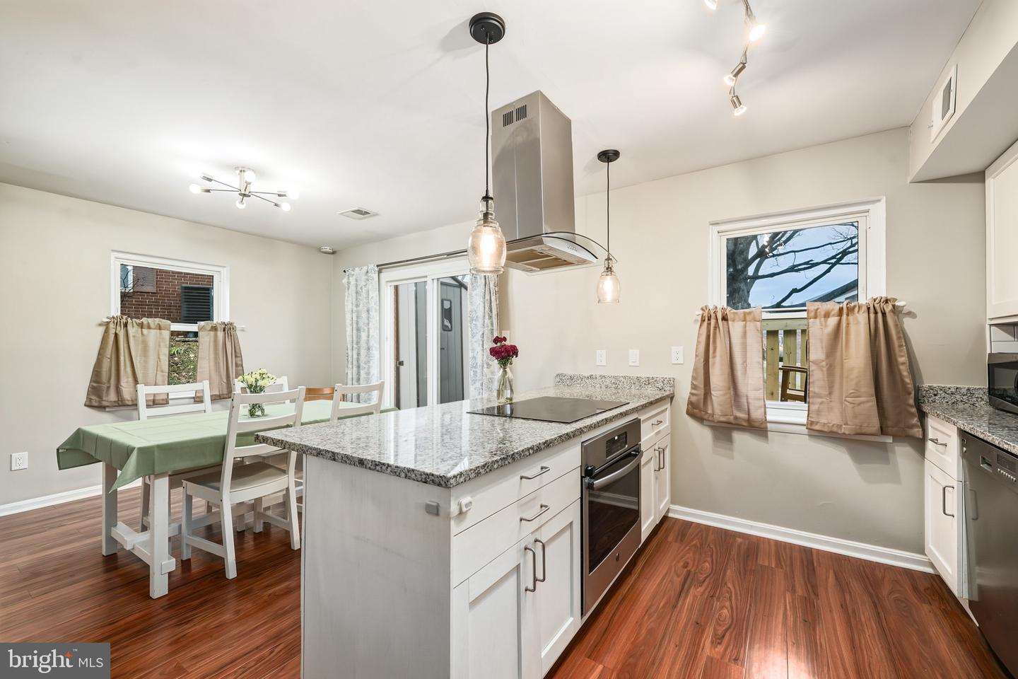 9514 HAGEL CIR #03/C, LORTON, Virginia 22079, 3 Bedrooms Bedrooms, ,2 BathroomsBathrooms,Residential,For sale,9514 HAGEL CIR #03/C,VAFX2282706 MLS # VAFX2282706