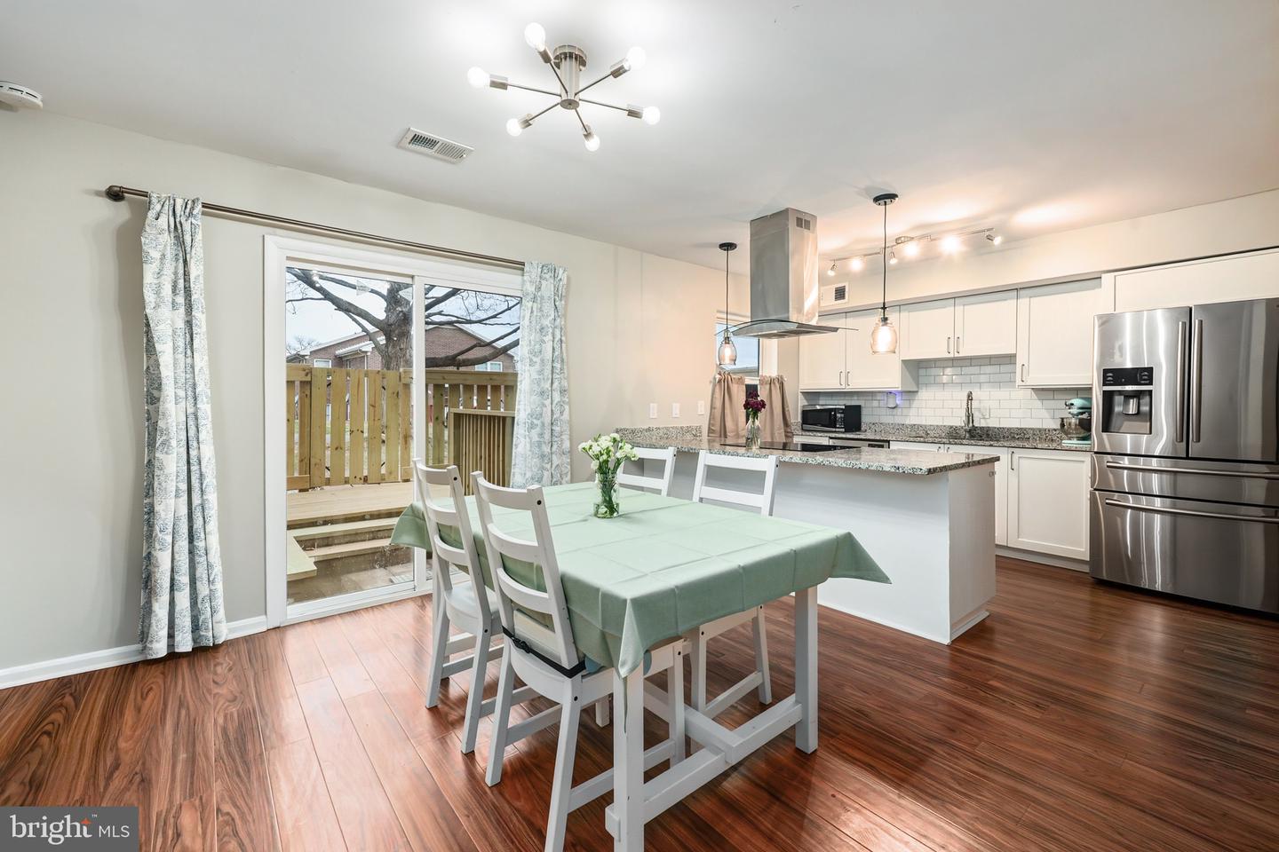 9514 HAGEL CIR #03/C, LORTON, Virginia 22079, 3 Bedrooms Bedrooms, ,2 BathroomsBathrooms,Residential,For sale,9514 HAGEL CIR #03/C,VAFX2282706 MLS # VAFX2282706