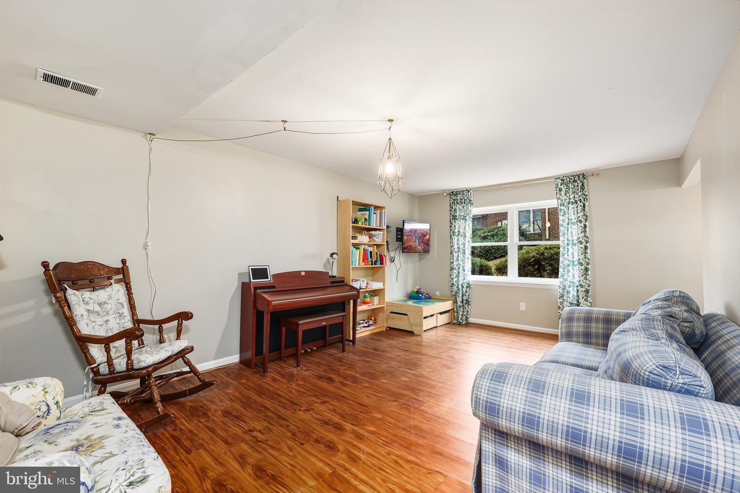 9514 HAGEL CIR #03/C, LORTON, Virginia 22079, 3 Bedrooms Bedrooms, ,2 BathroomsBathrooms,Residential,For sale,9514 HAGEL CIR #03/C,VAFX2282706 MLS # VAFX2282706