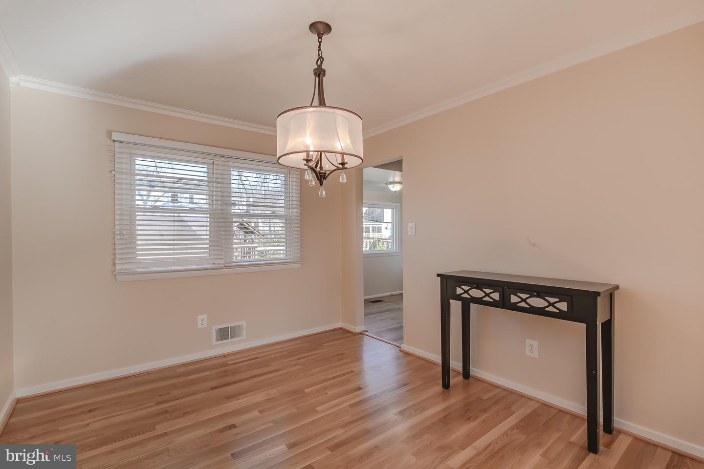 8327 ORANGE CT, ALEXANDRIA, Virginia 22309, 5 Bedrooms Bedrooms, ,3 BathroomsBathrooms,Residential,For sale,8327 ORANGE CT,VAFX2282792 MLS # VAFX2282792