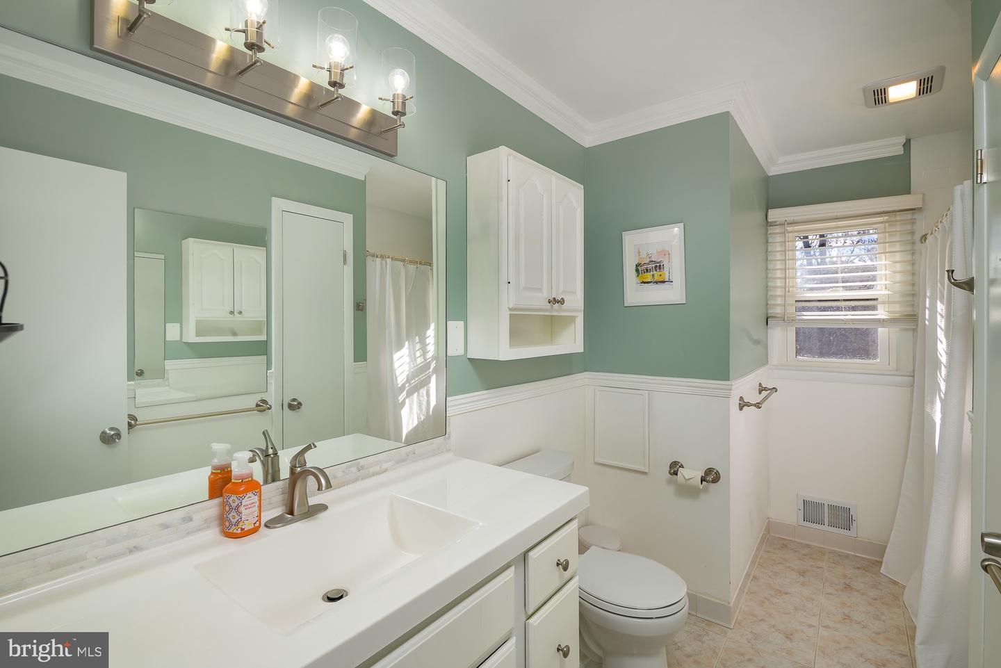 8327 ORANGE CT, ALEXANDRIA, Virginia 22309, 5 Bedrooms Bedrooms, ,3 BathroomsBathrooms,Residential,For sale,8327 ORANGE CT,VAFX2282792 MLS # VAFX2282792