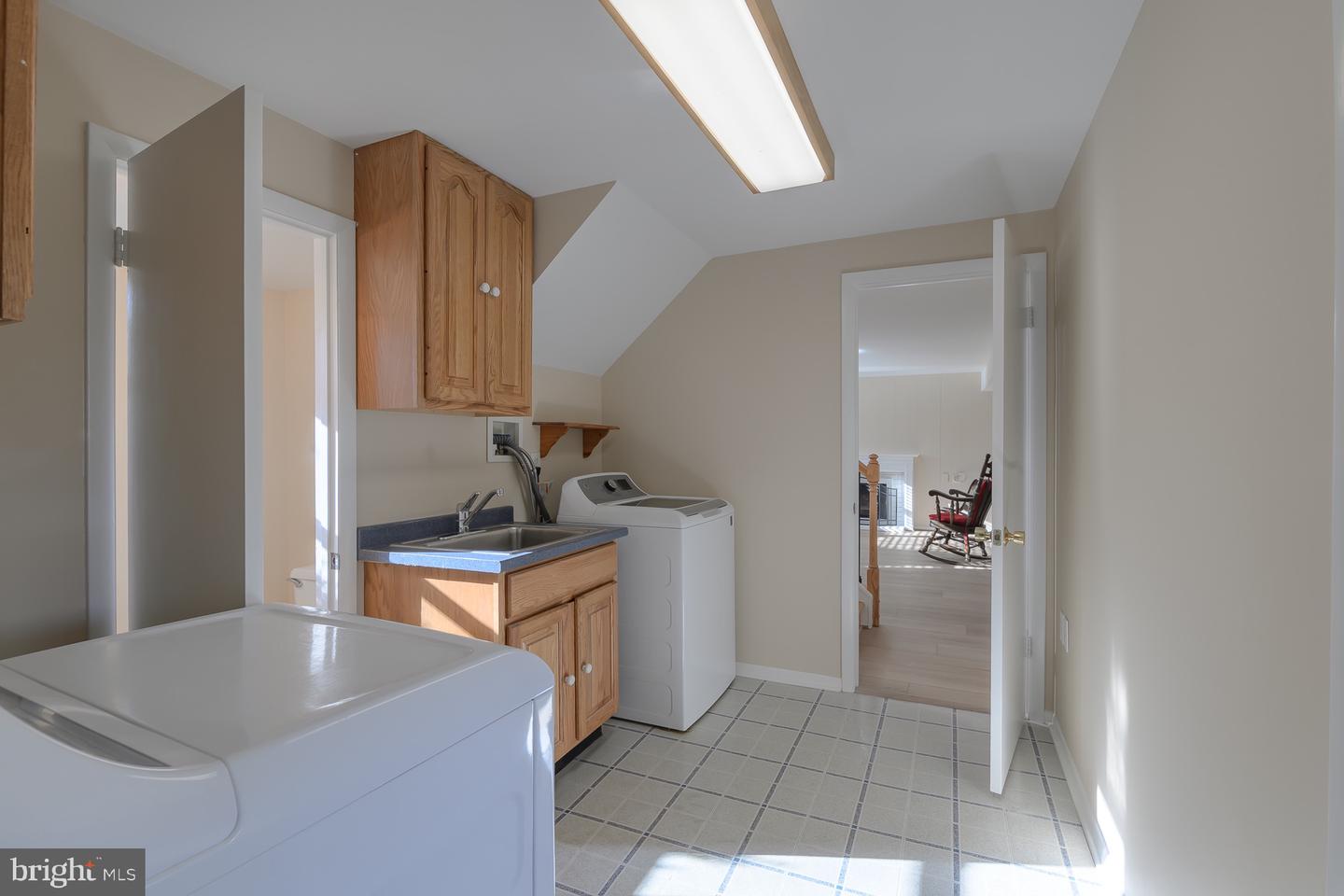 8327 ORANGE CT, ALEXANDRIA, Virginia 22309, 5 Bedrooms Bedrooms, ,3 BathroomsBathrooms,Residential,For sale,8327 ORANGE CT,VAFX2282792 MLS # VAFX2282792