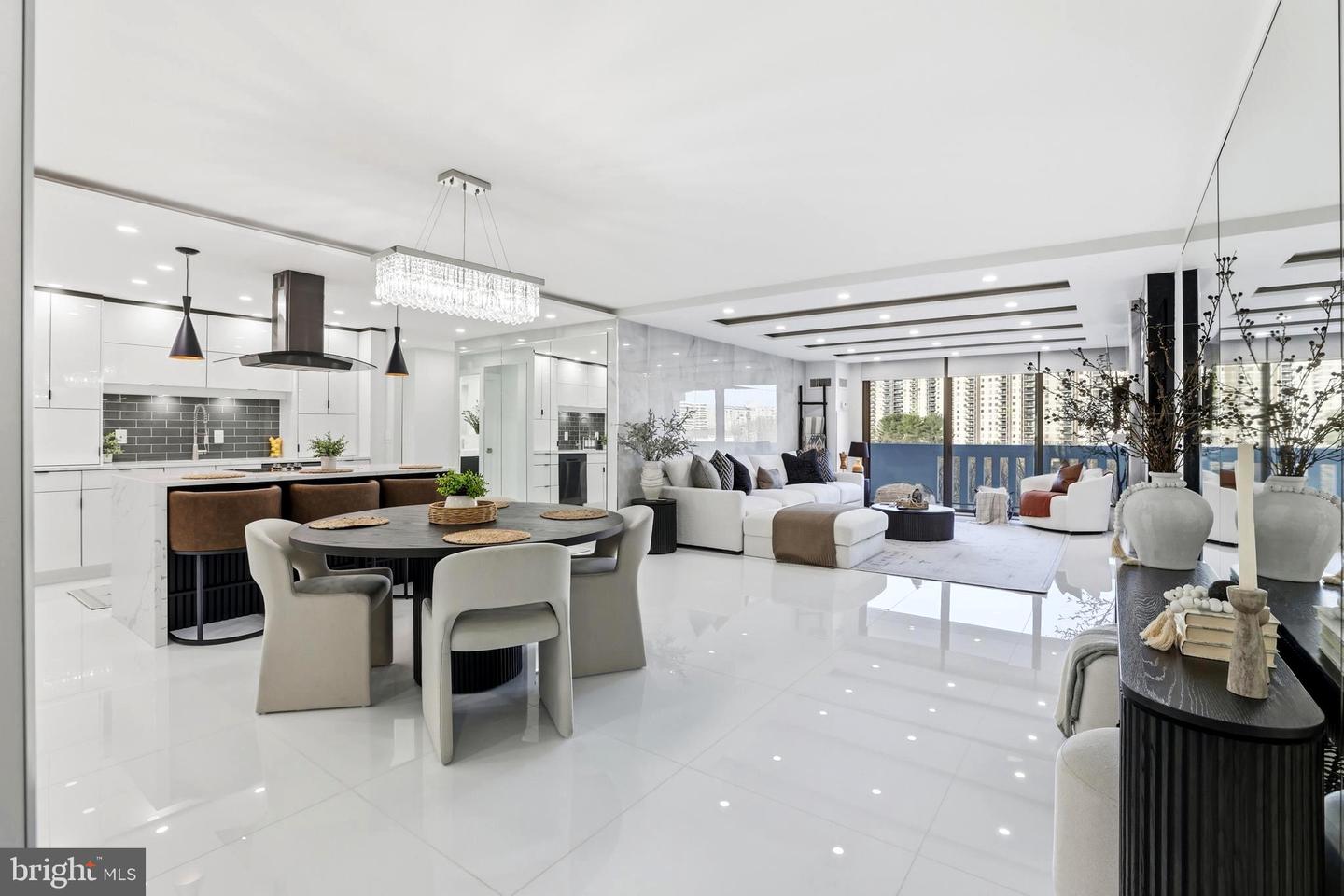 6101 EDSALL RD #1004, ALEXANDRIA, Virginia 22304, 2 Bedrooms Bedrooms, ,2 BathroomsBathrooms,Residential,For sale,6101 EDSALL RD #1004,VAAX2052508 MLS # VAAX2052508