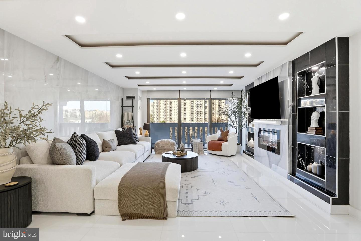 6101 EDSALL RD #1004, ALEXANDRIA, Virginia 22304, 2 Bedrooms Bedrooms, ,2 BathroomsBathrooms,Residential,For sale,6101 EDSALL RD #1004,VAAX2052508 MLS # VAAX2052508