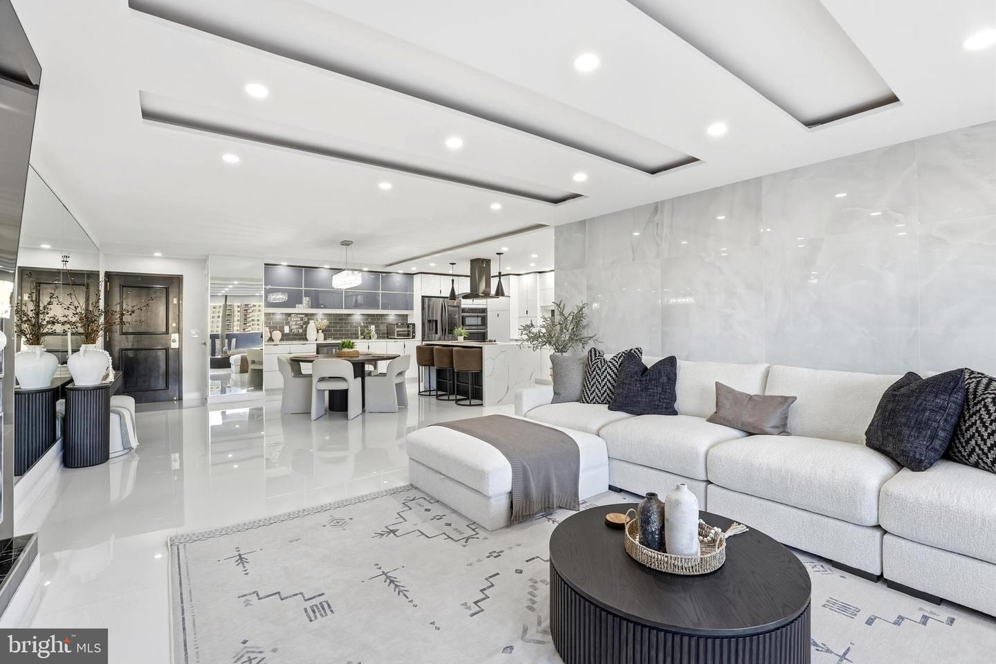 6101 EDSALL RD #1004, ALEXANDRIA, Virginia 22304, 2 Bedrooms Bedrooms, ,2 BathroomsBathrooms,Residential,For sale,6101 EDSALL RD #1004,VAAX2052508 MLS # VAAX2052508