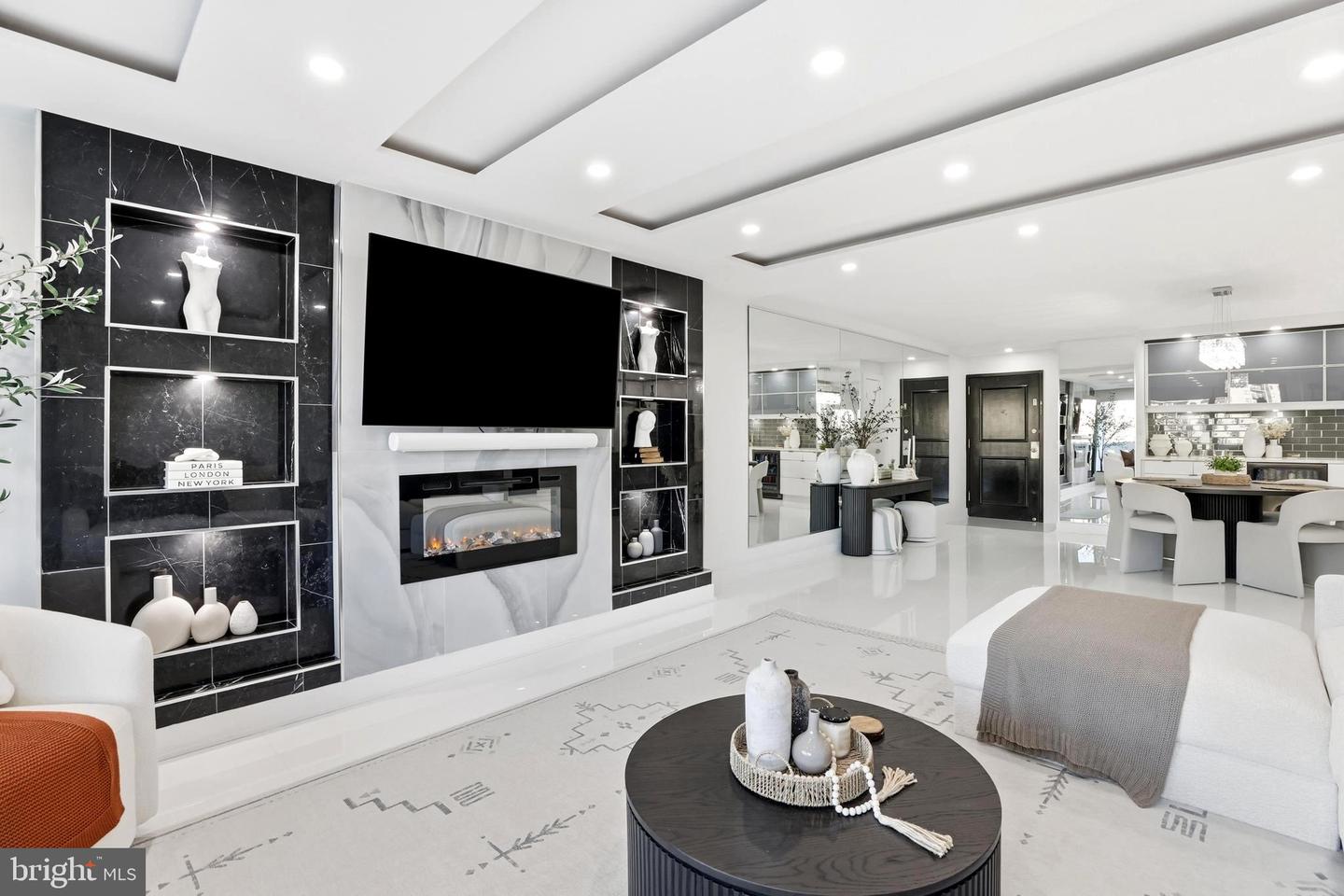 6101 EDSALL RD #1004, ALEXANDRIA, Virginia 22304, 2 Bedrooms Bedrooms, ,2 BathroomsBathrooms,Residential,For sale,6101 EDSALL RD #1004,VAAX2052508 MLS # VAAX2052508