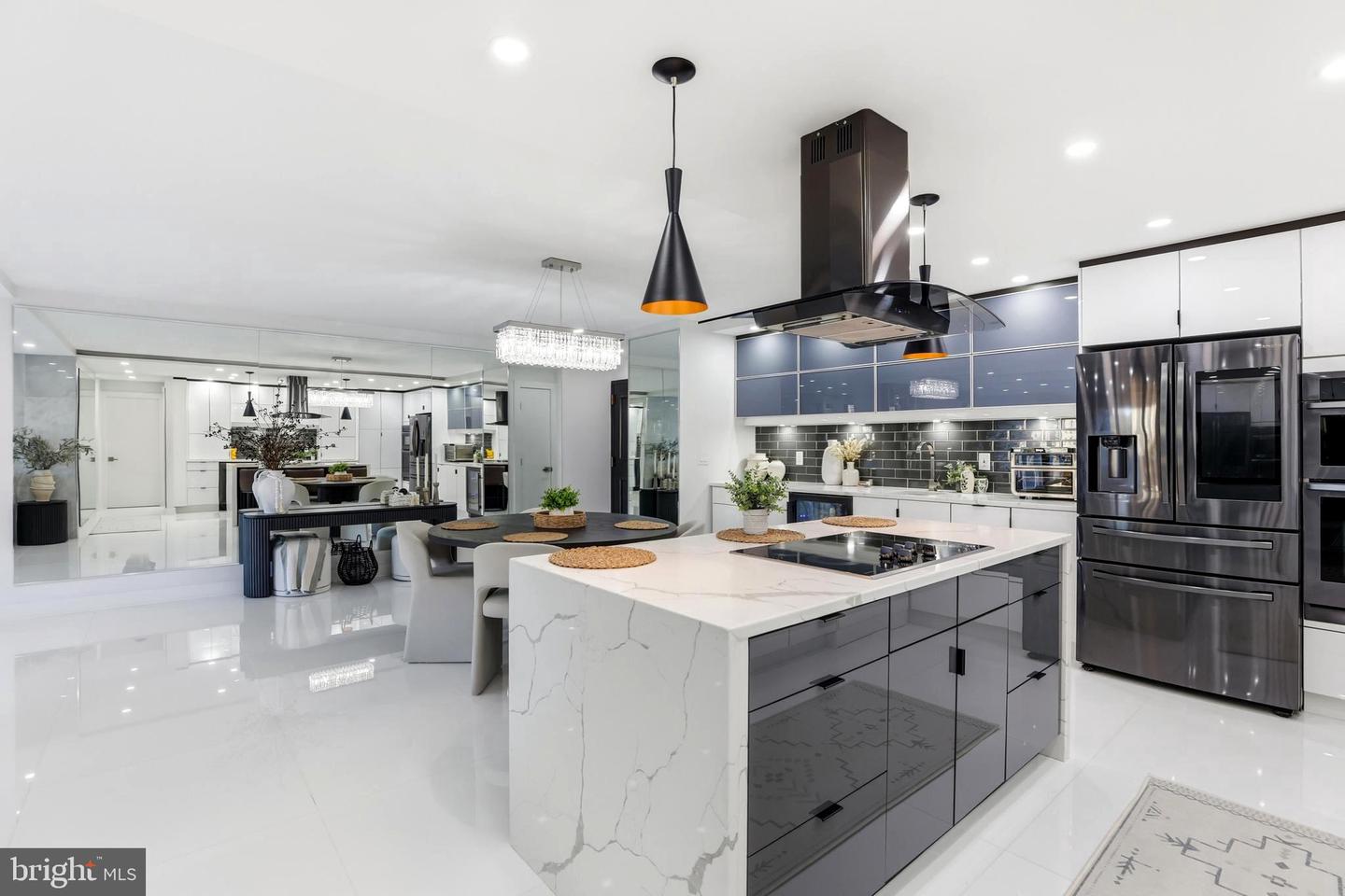 6101 EDSALL RD #1004, ALEXANDRIA, Virginia 22304, 2 Bedrooms Bedrooms, ,2 BathroomsBathrooms,Residential,For sale,6101 EDSALL RD #1004,VAAX2052508 MLS # VAAX2052508